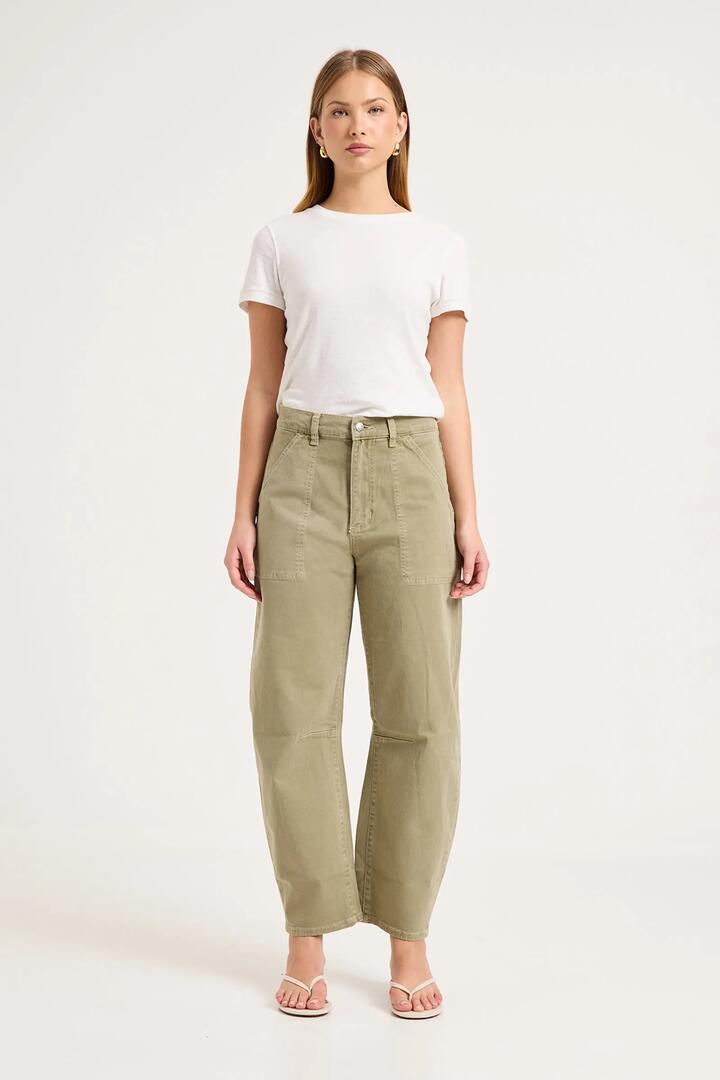Rollas Gigi Summer Olive Drill Barrel Jean