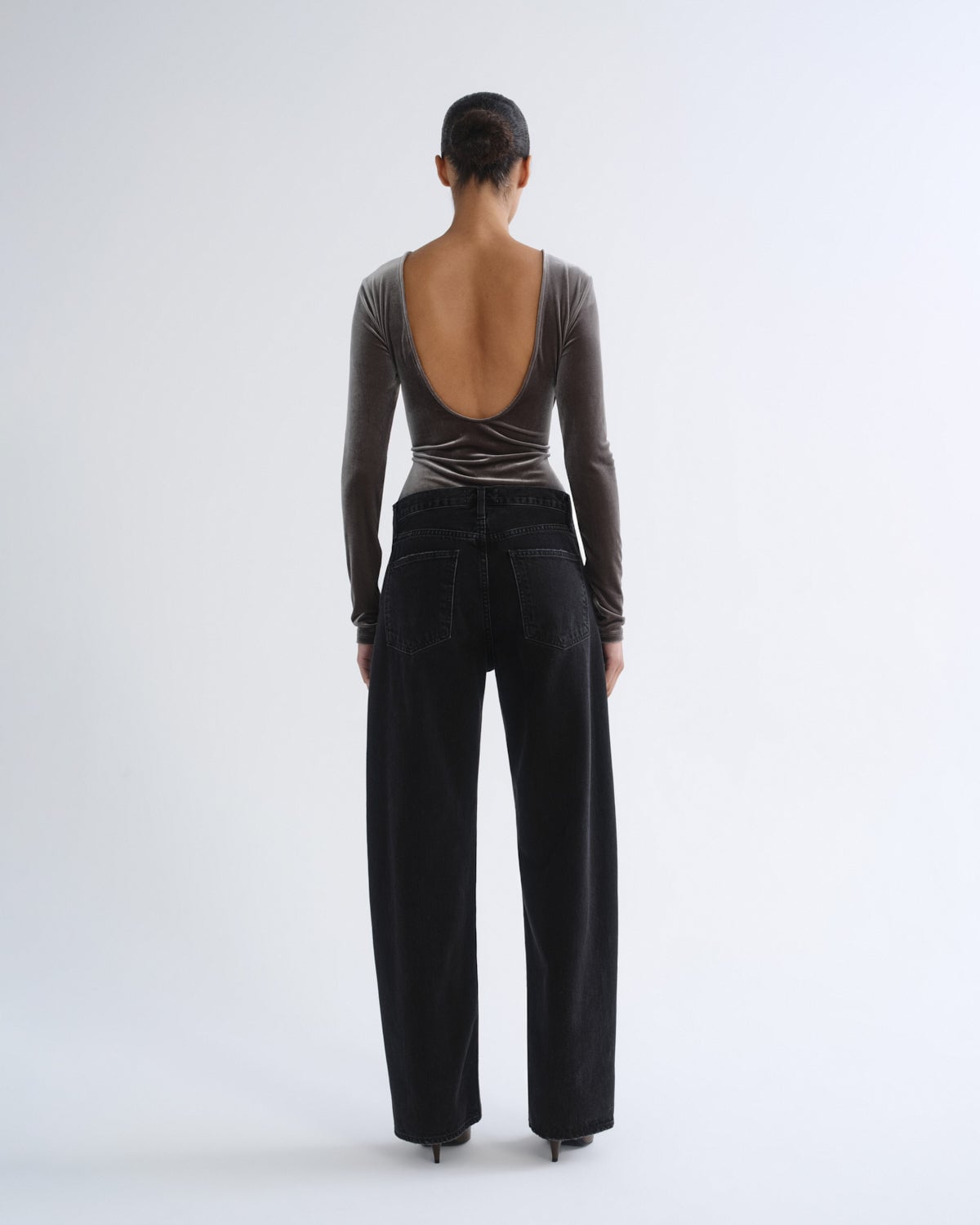 MNAGO091026051547058_2 AGOLDE Corrin Scoop Back Bodysuit (Velvet) - Image 2