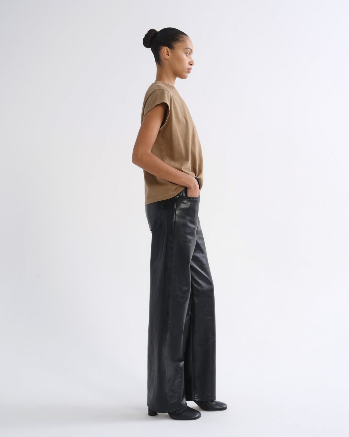 MNAGO091026051547066_3 AGOLDE Bryce Cap Sleeve Tee - Image 3