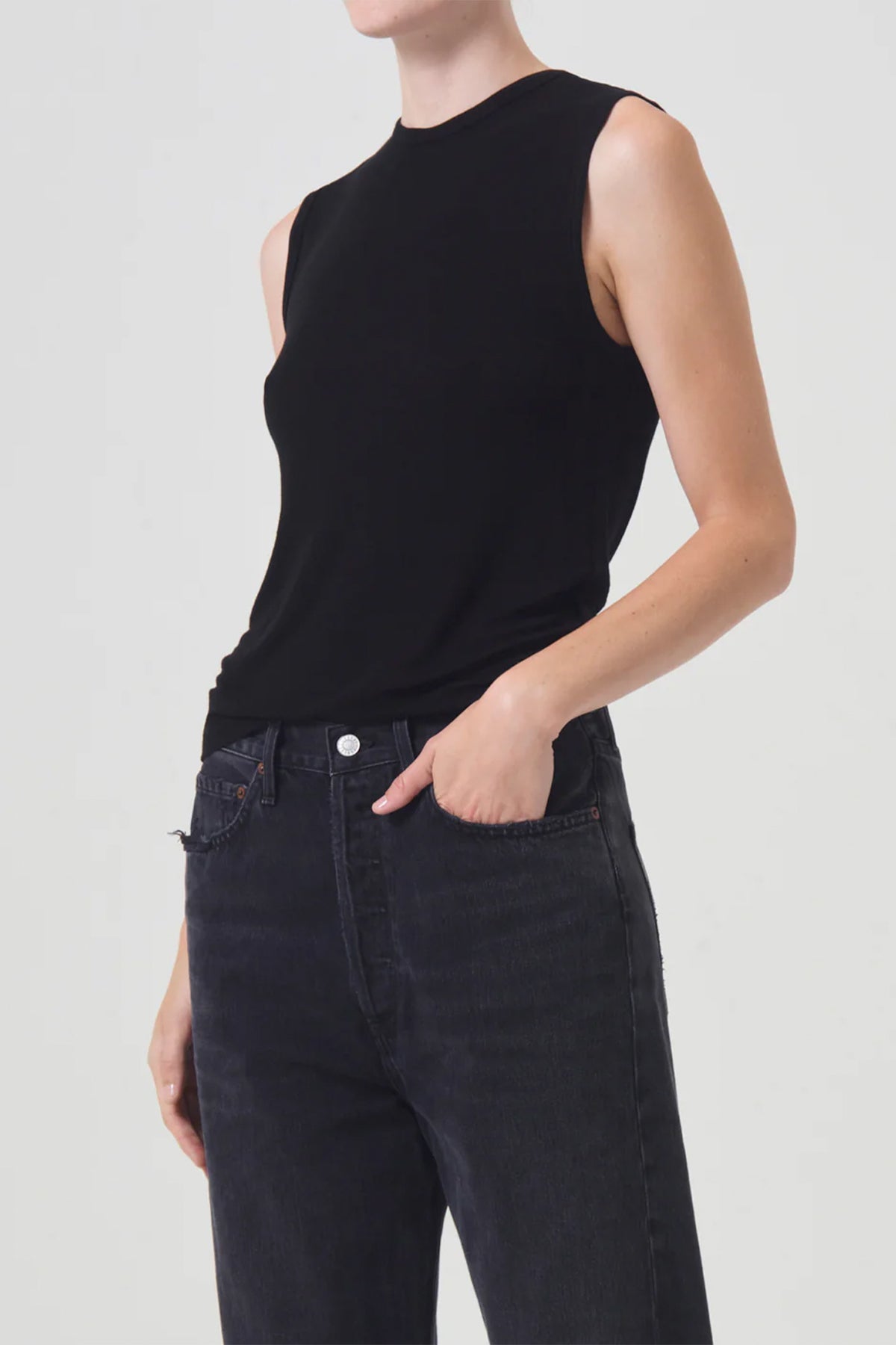 AGOLDE Nikita Shrunken Muscle Tee - Image 2