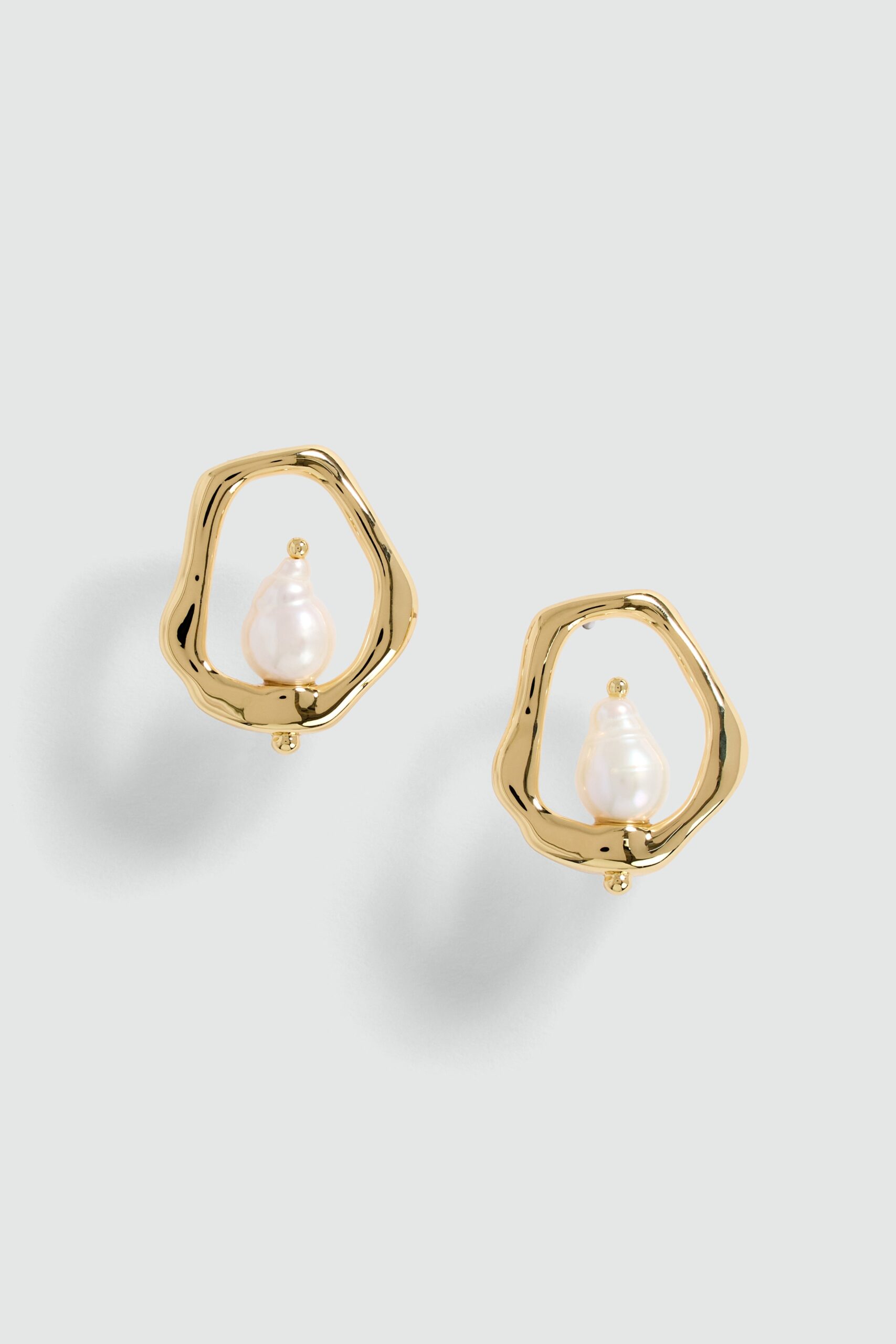 Aje Amina Pearl Stud - Image 1