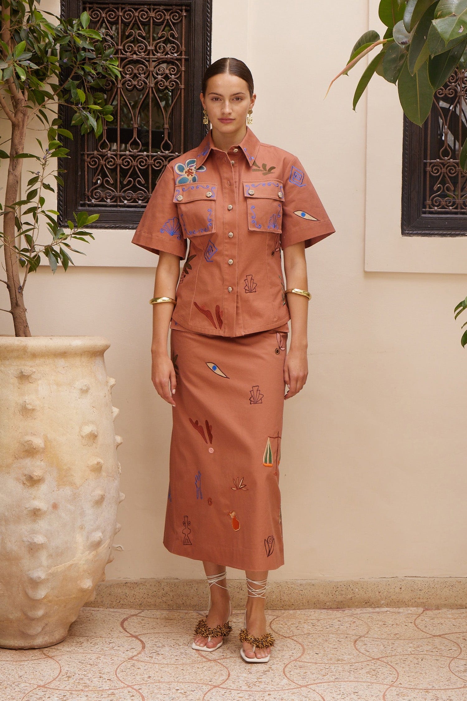 MNAL121026065116003_2 Alemais Dusty Embroidered Fitted Shirt - Image 2