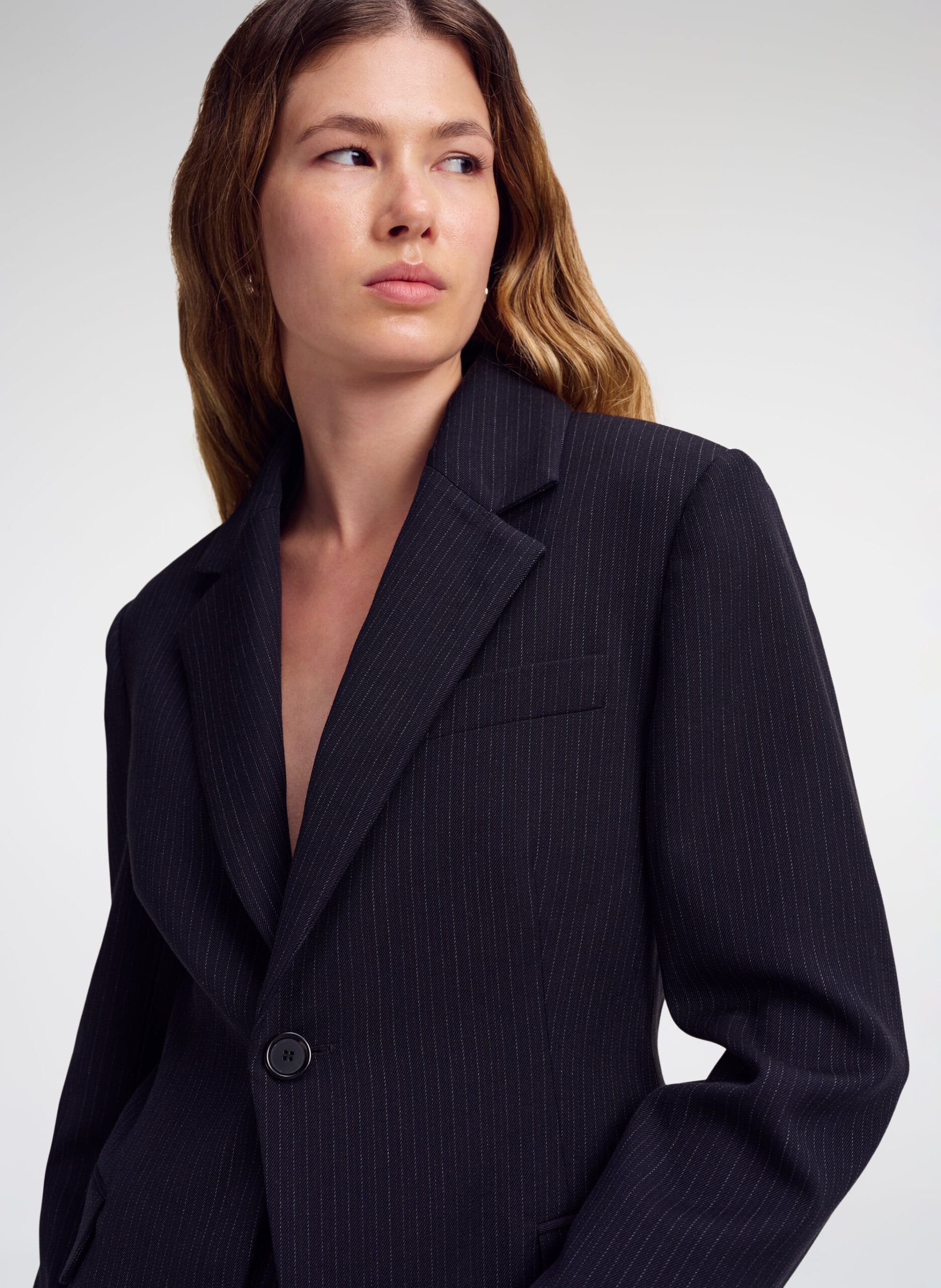 MNALC041026031052009_2 A.L.C. Elza Tailored Pinstripe Jacket - Image 2