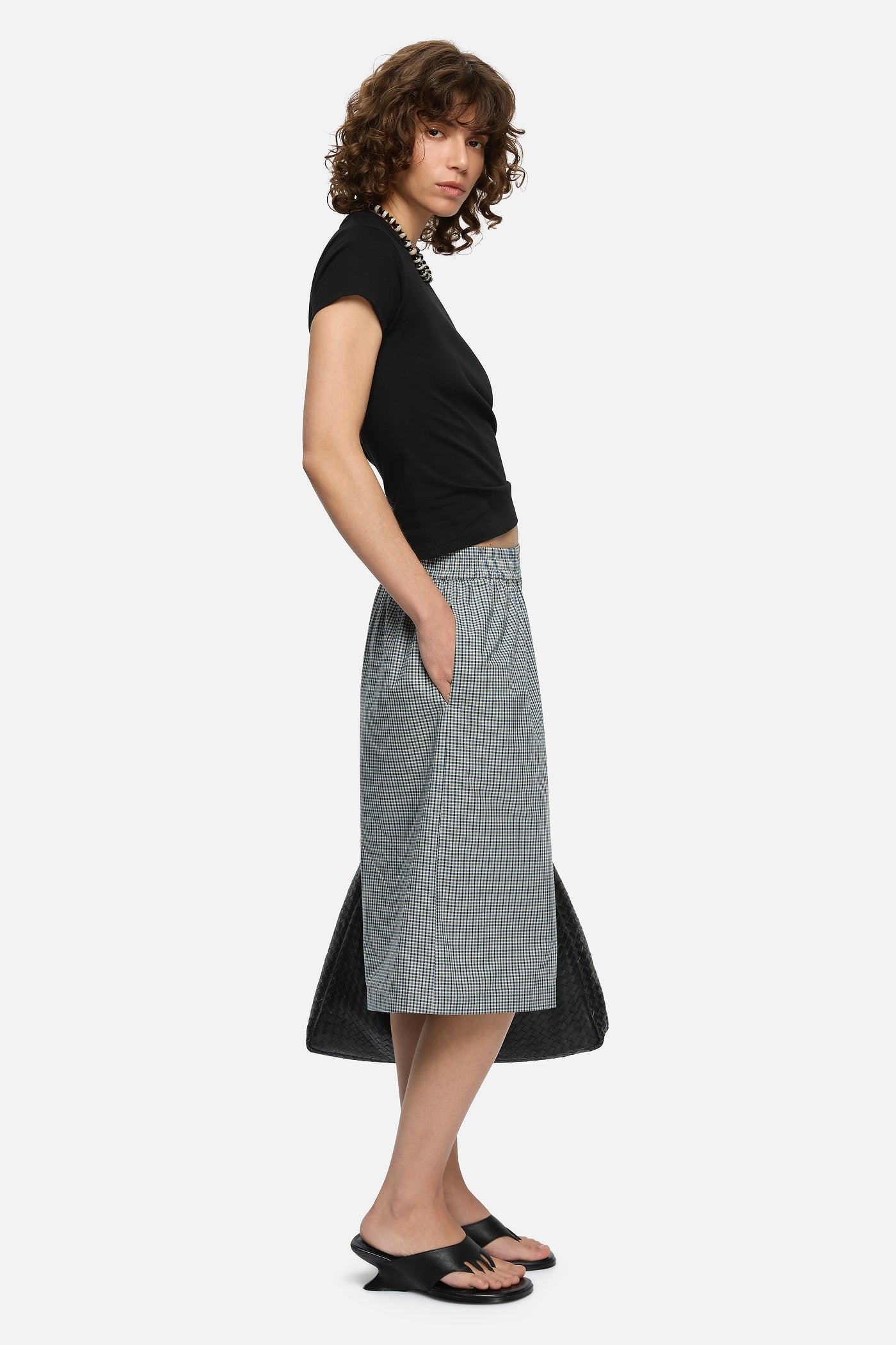 MNBLA051026015505020_3 Blanca Laurel Shorts Blue - Image 3