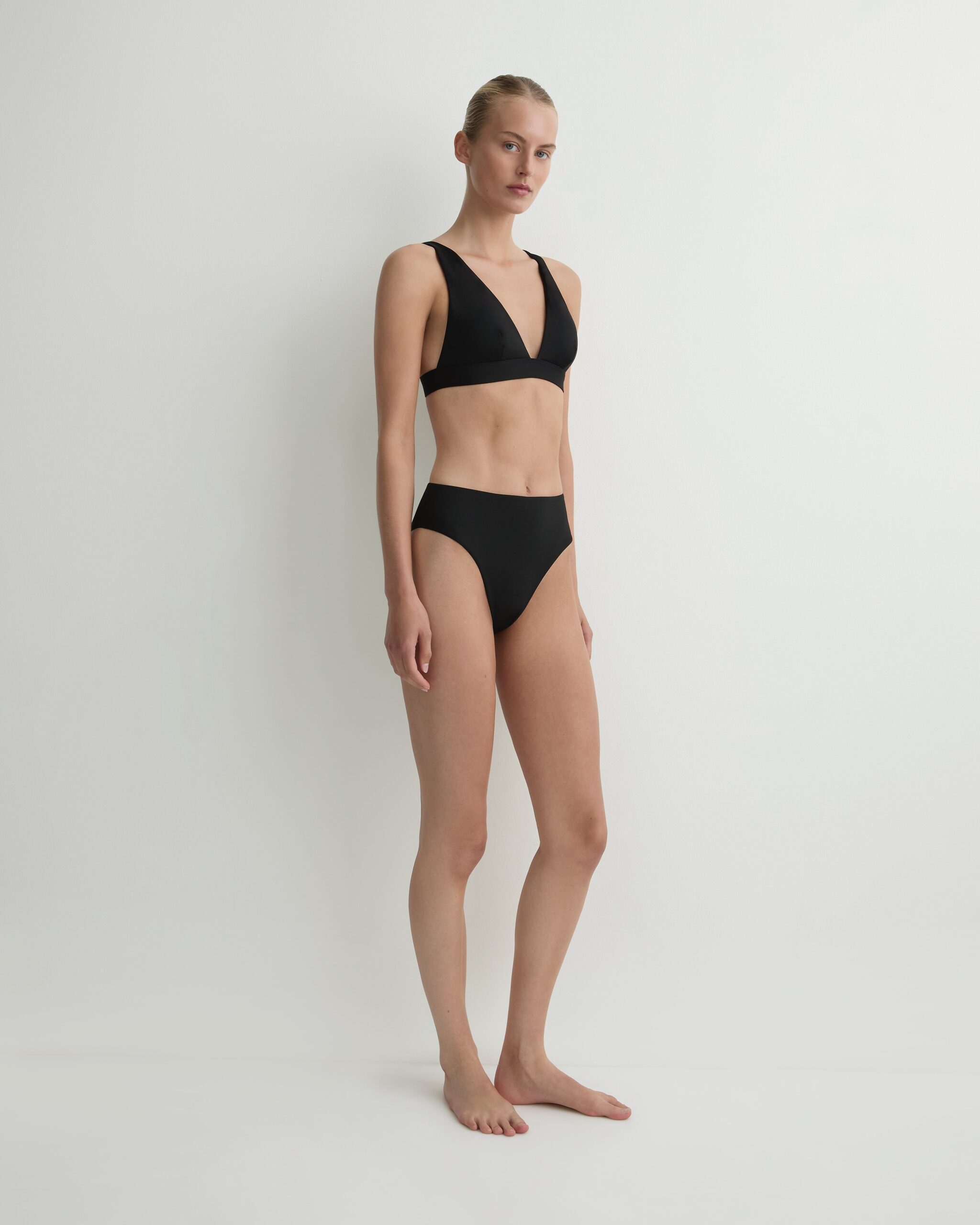 MNBON051026020422026_2 Bondi Born Indy Bikini Top - Black (Embodee™) - Image 2