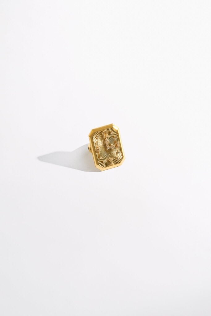 CAMILLA Sultans, Scribes & Shamans Statement Ring Gold - Image 1