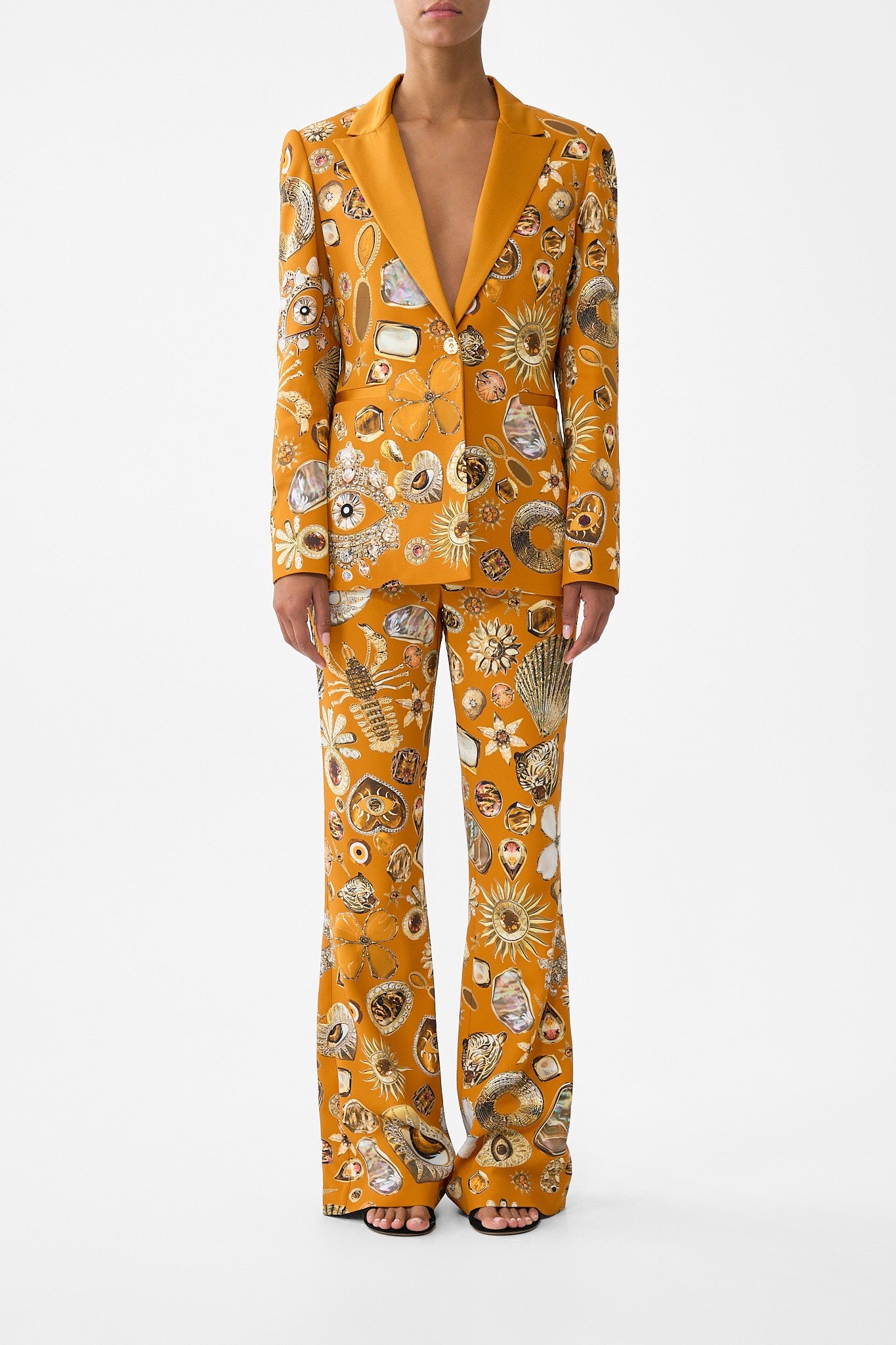 CAMILLA Single Breasted Peak Collar Blazer Talismans OF Turkiye - Image 1