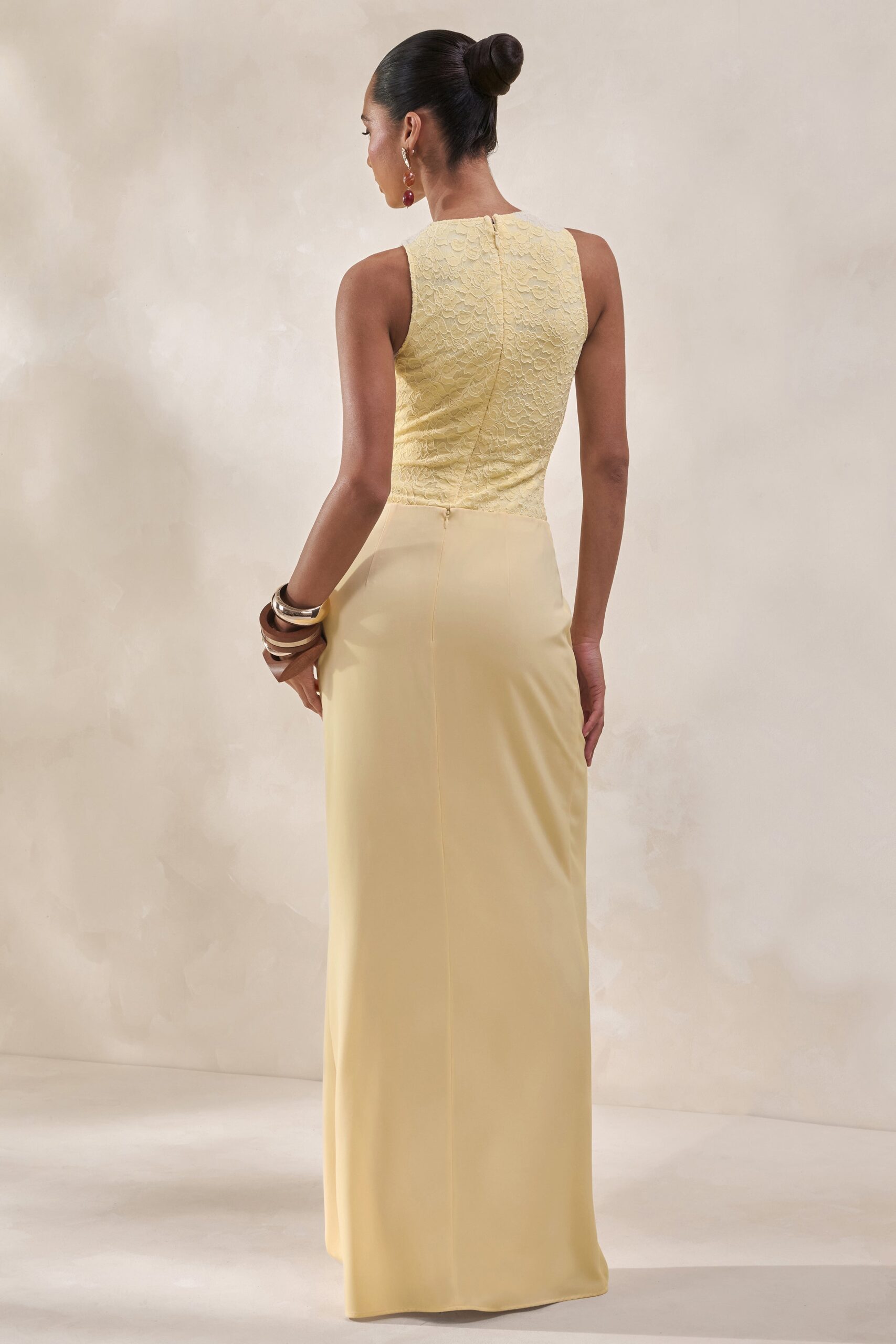 MNCLL131026150712306_2 Club L London Serale | Lemon Lace Round-Neck Bodysuit - Image 2