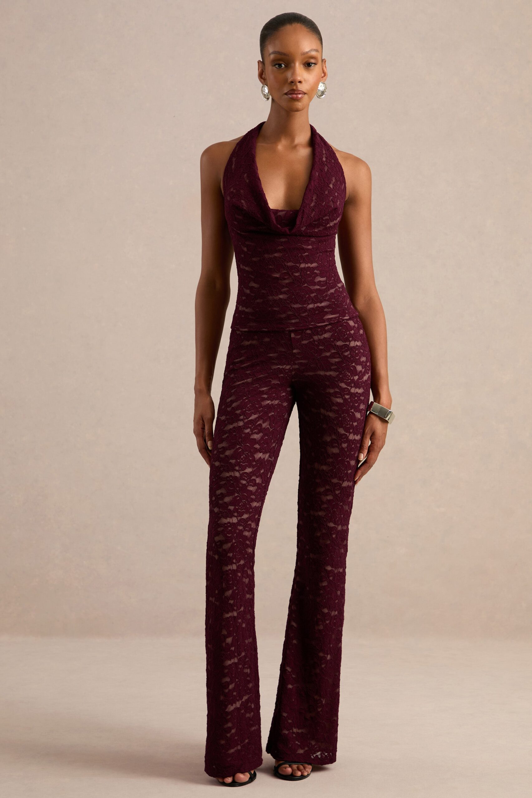 MNCLL131026150712365_3 Club L London Rosin | Burgundy Lace Plunge Top With Nude Lining - Image 3