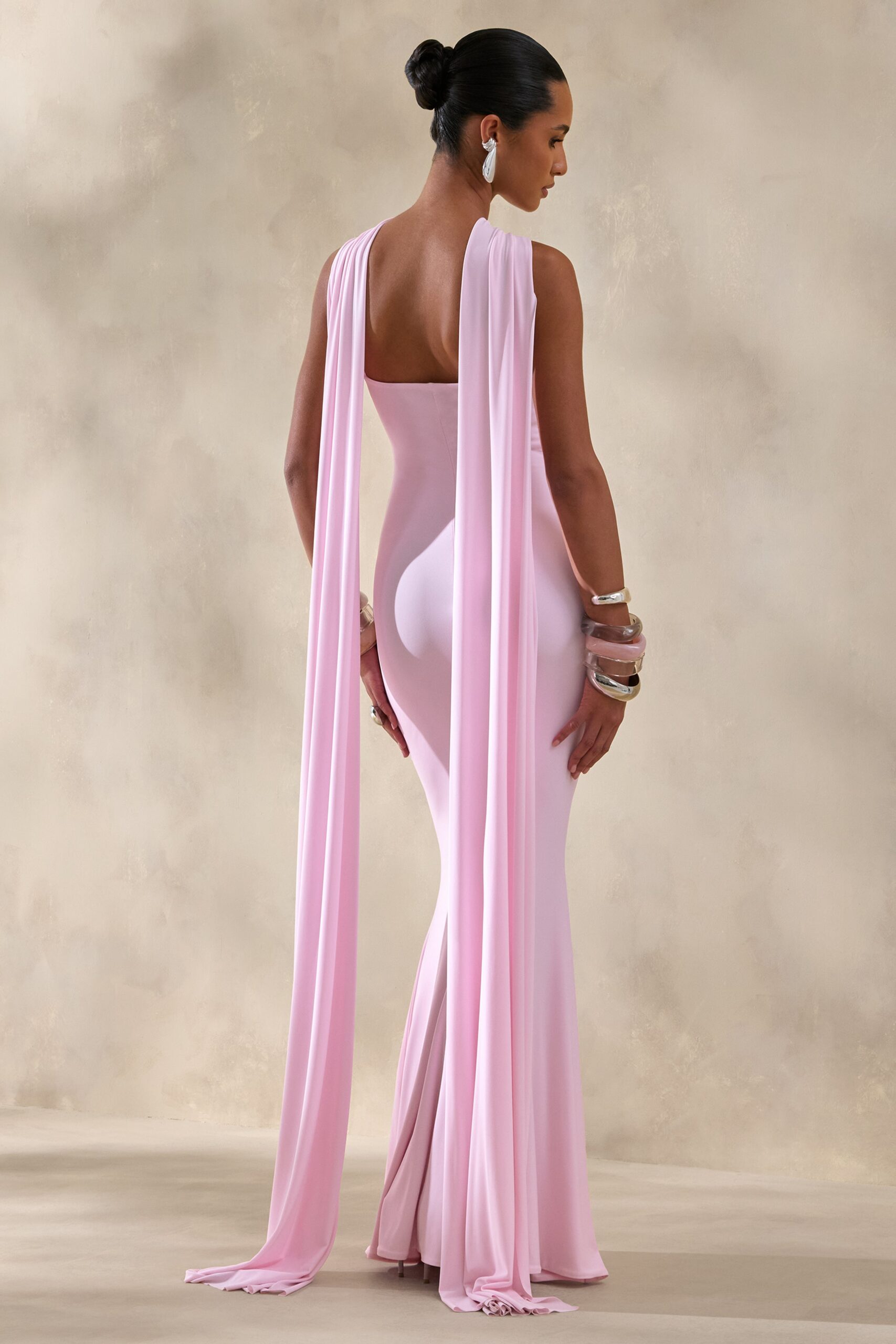 MNCLL131026150712411_2 Club L London Rhoda | Light Pink Twist Halter-Neck Cape Maxi Dress - Image 2