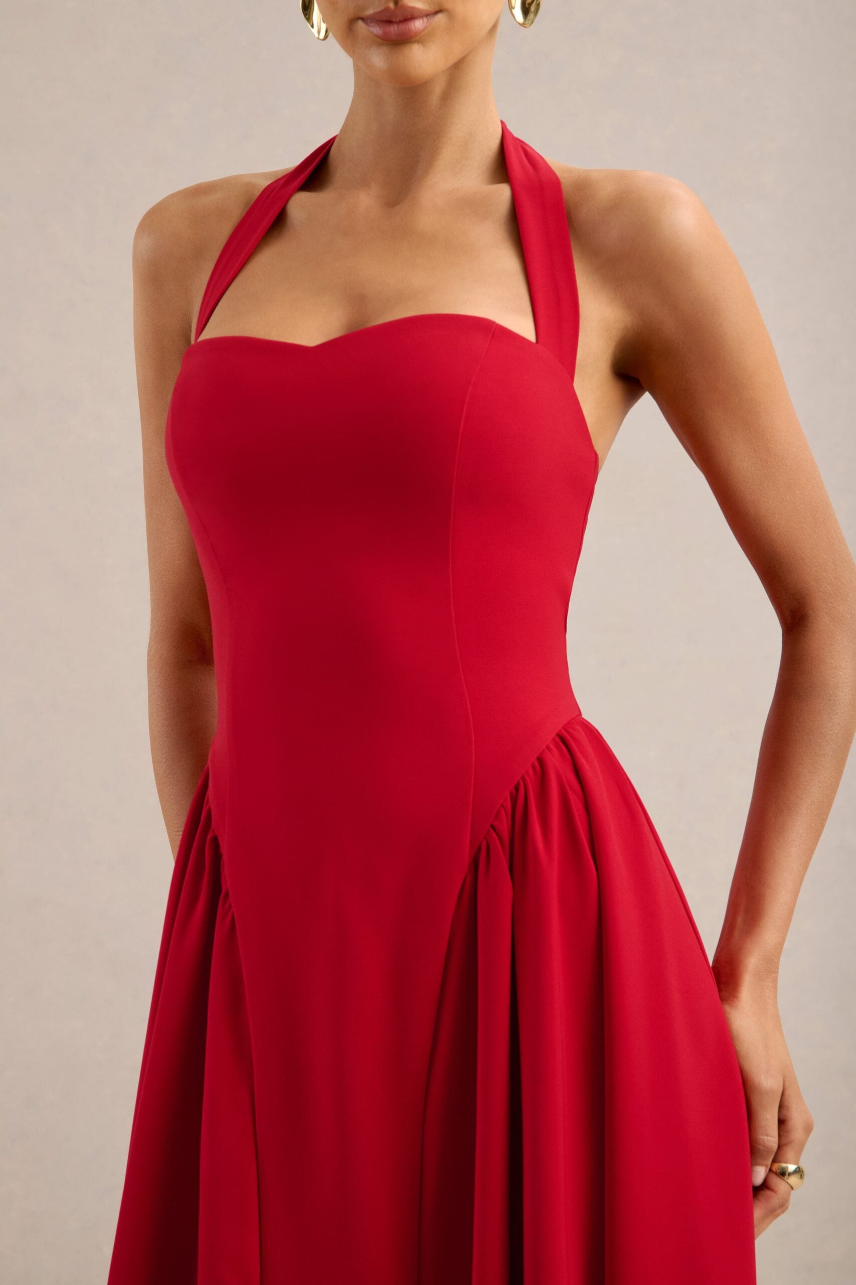 MNCLL131026150712686_3 Club L London Meriellea | Red Sweetheart A-Line Midi Dress With Gathered Detailing And Tie Back - Image 3