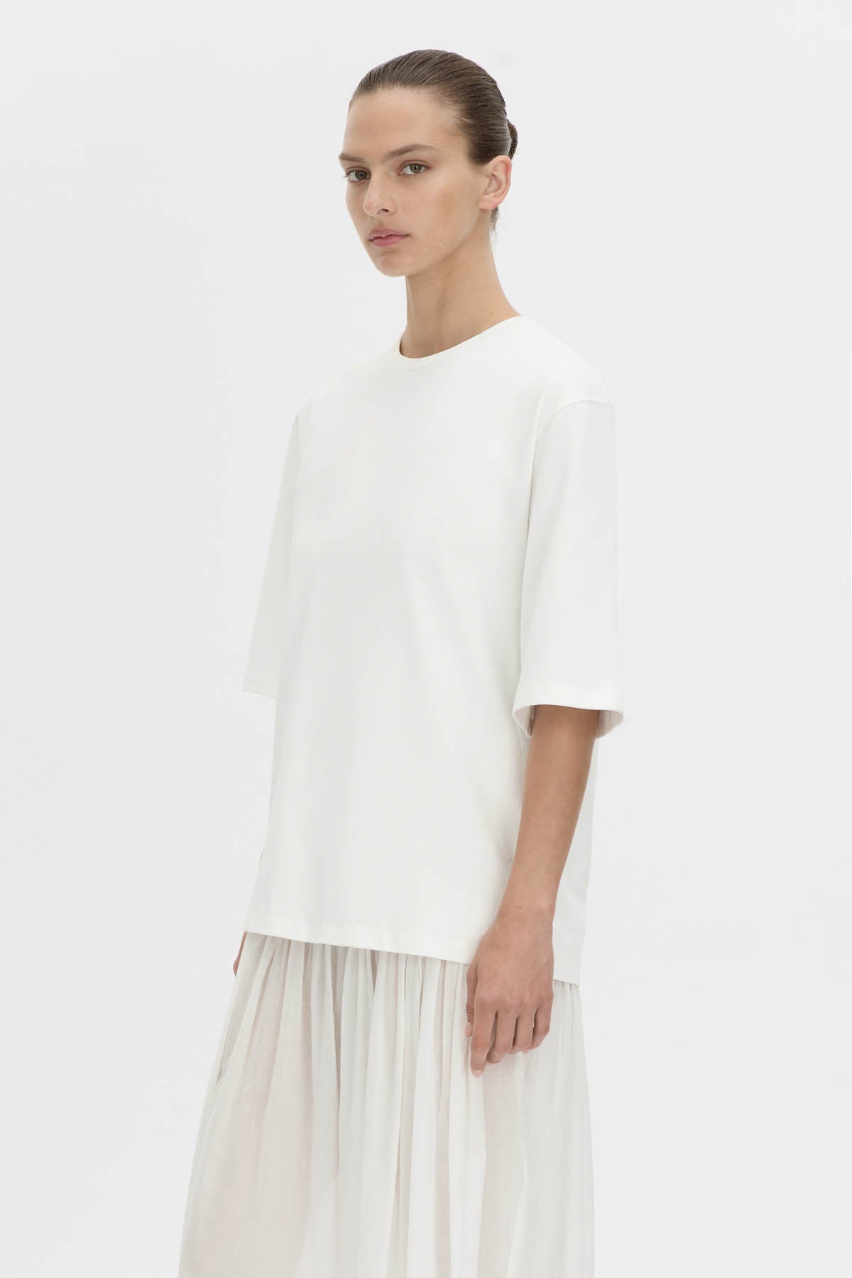 MNCM121026065827016_2 Camilla and Marc Romy Contrast Maxi Dress - Image 2