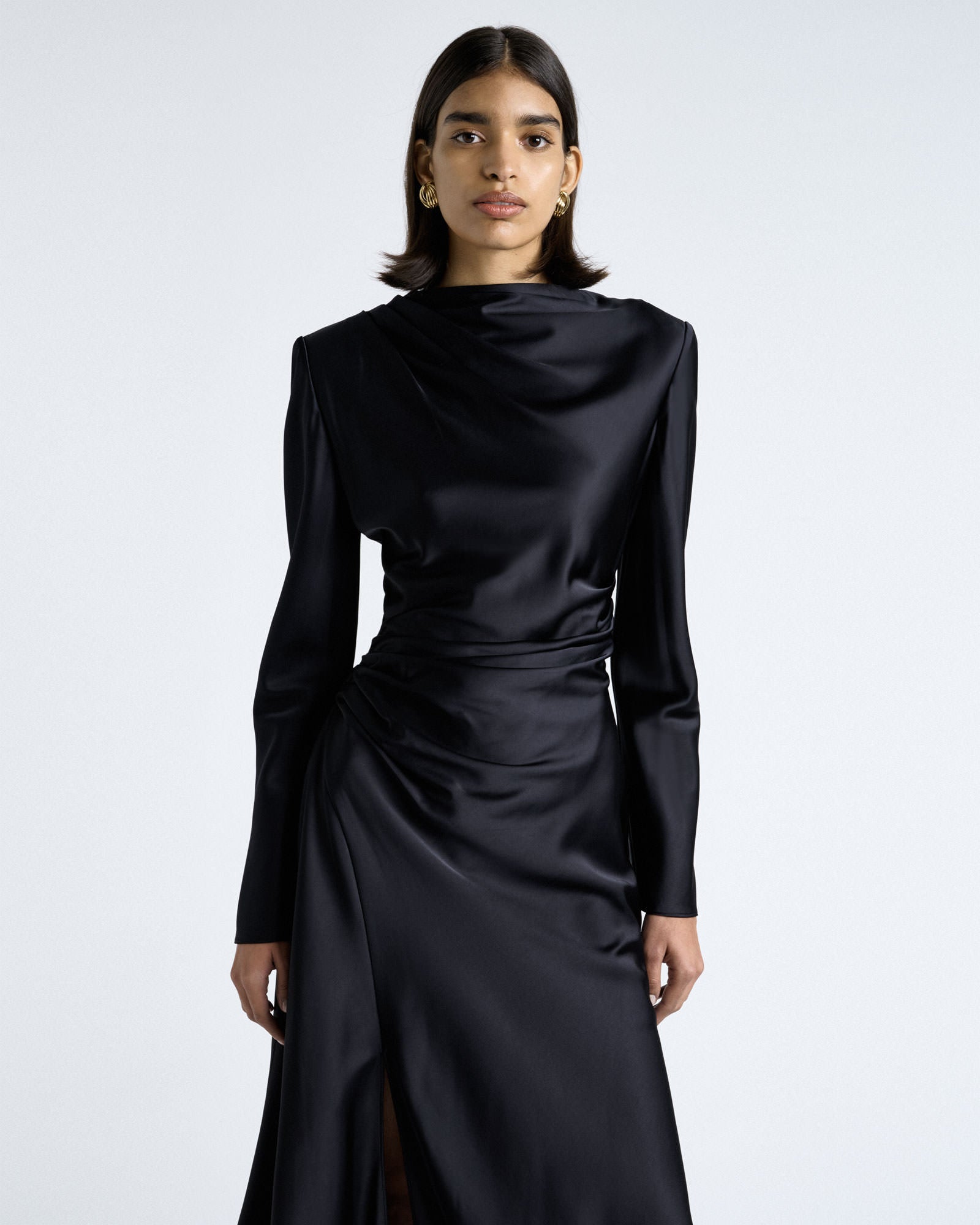 MNCUE041026023128007_2 Cue Dark Ink Matte Satin Viscose Gathered Midi Dress - Image 2