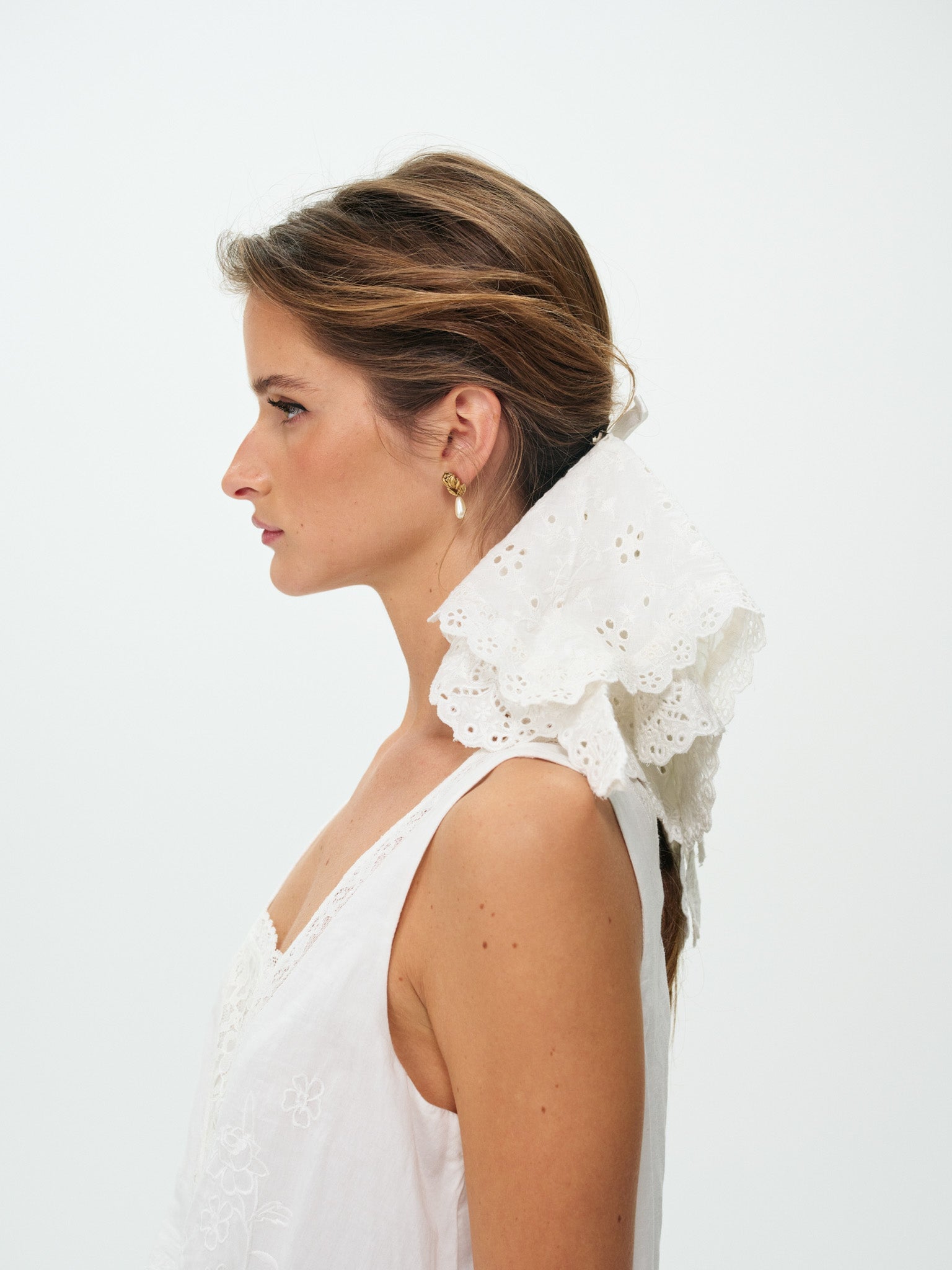 MNFO041026035745376_2 For Love & Lemons Fallen Floral Eyelet Hair Clip - Image 2
