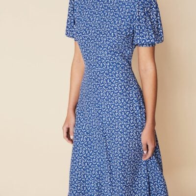Faithfull The Brand Samirah Midi Dress Maddy Floral Print - Vintage Blue - Image 2