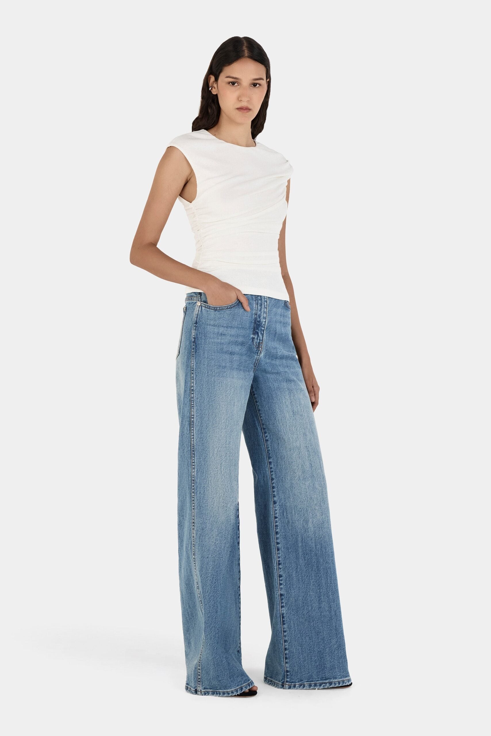 MNHAG051026015908015_2 Hansen & Gretel Sago Draped Top Ivory - Image 2