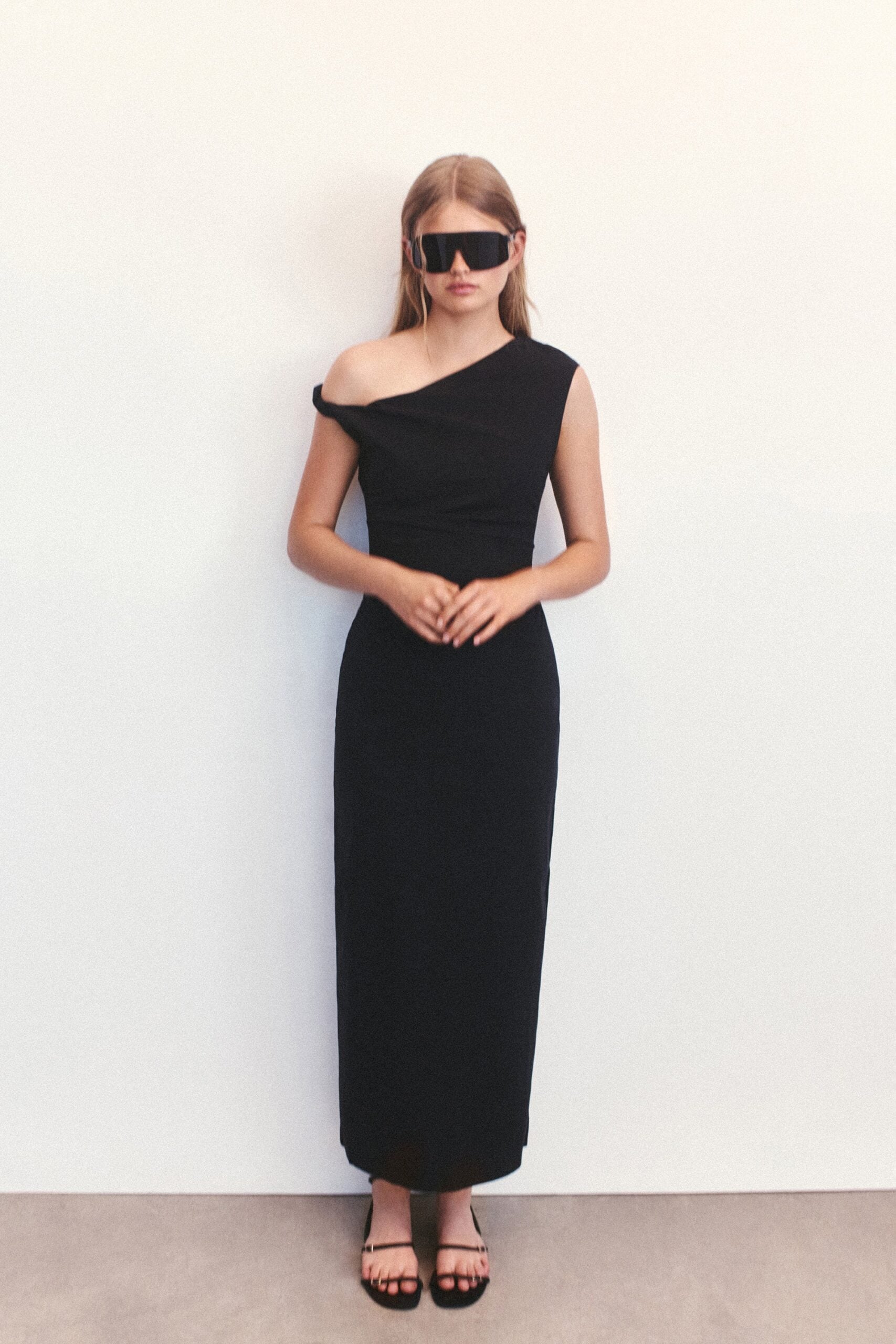 Hansen & Gretel Farris Dress Black - Image 2