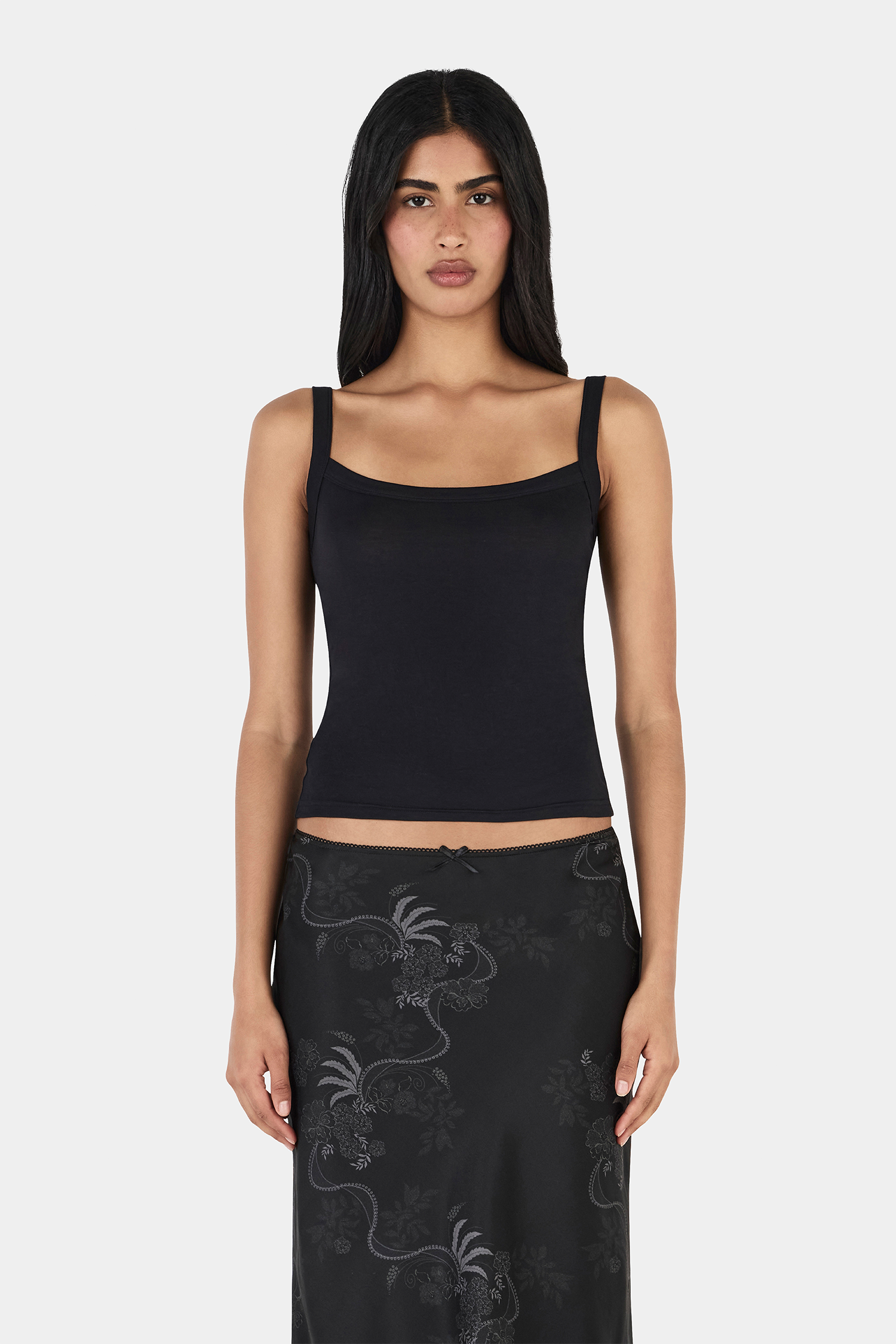 MNHAG051026015908048_2 Hansen & Gretel Capulet Layered Top Black - Image 2