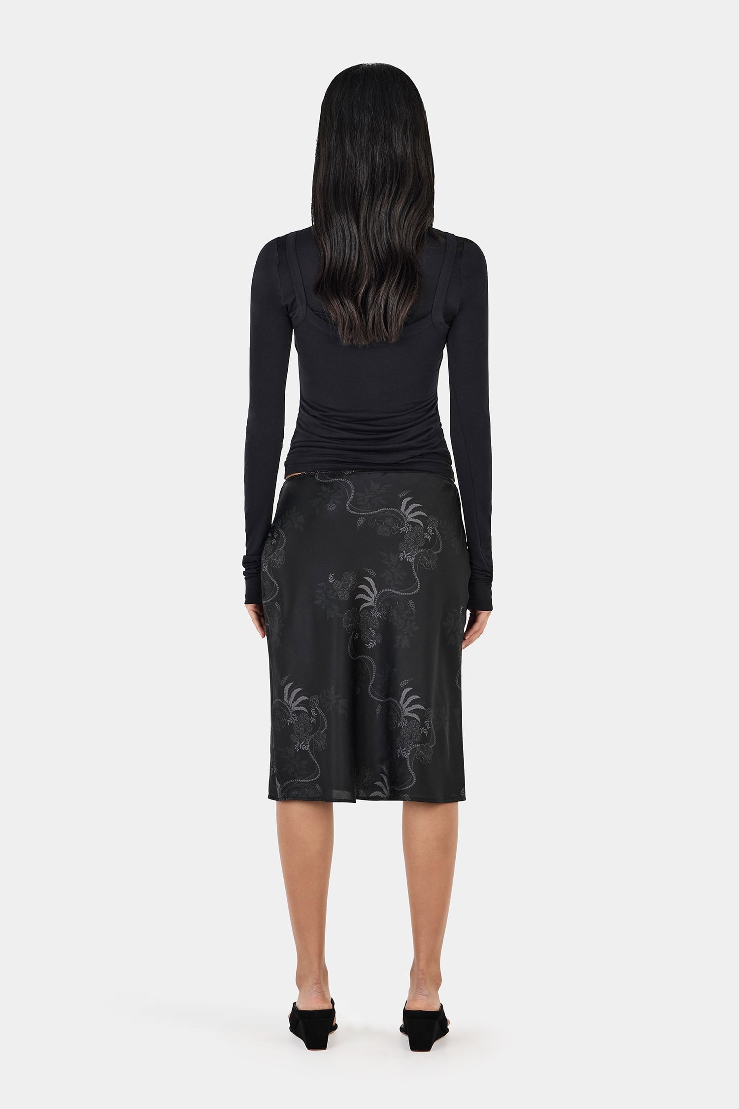 MNHAG051026015908048_3 Hansen & Gretel Capulet Layered Top Black - Image 3