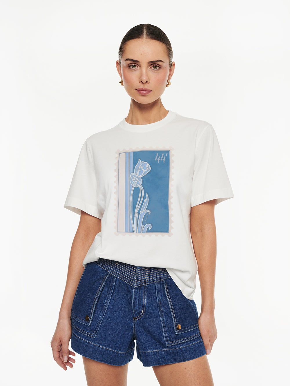 Kivari Fleur Tee - Image 1