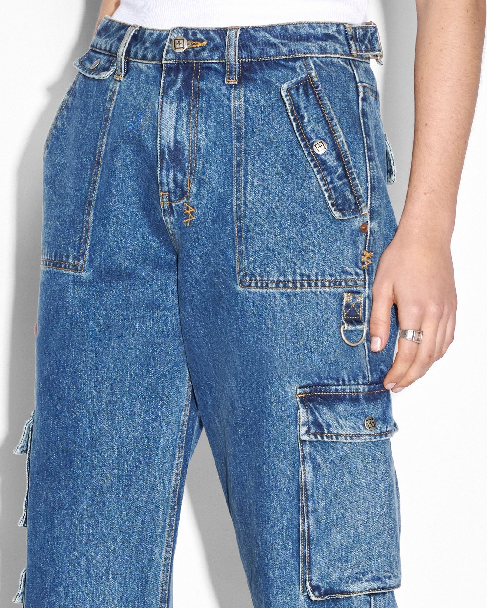 MNKSB041026023658228_3 Ksubi Low Rider Recall Cargo - Image 3