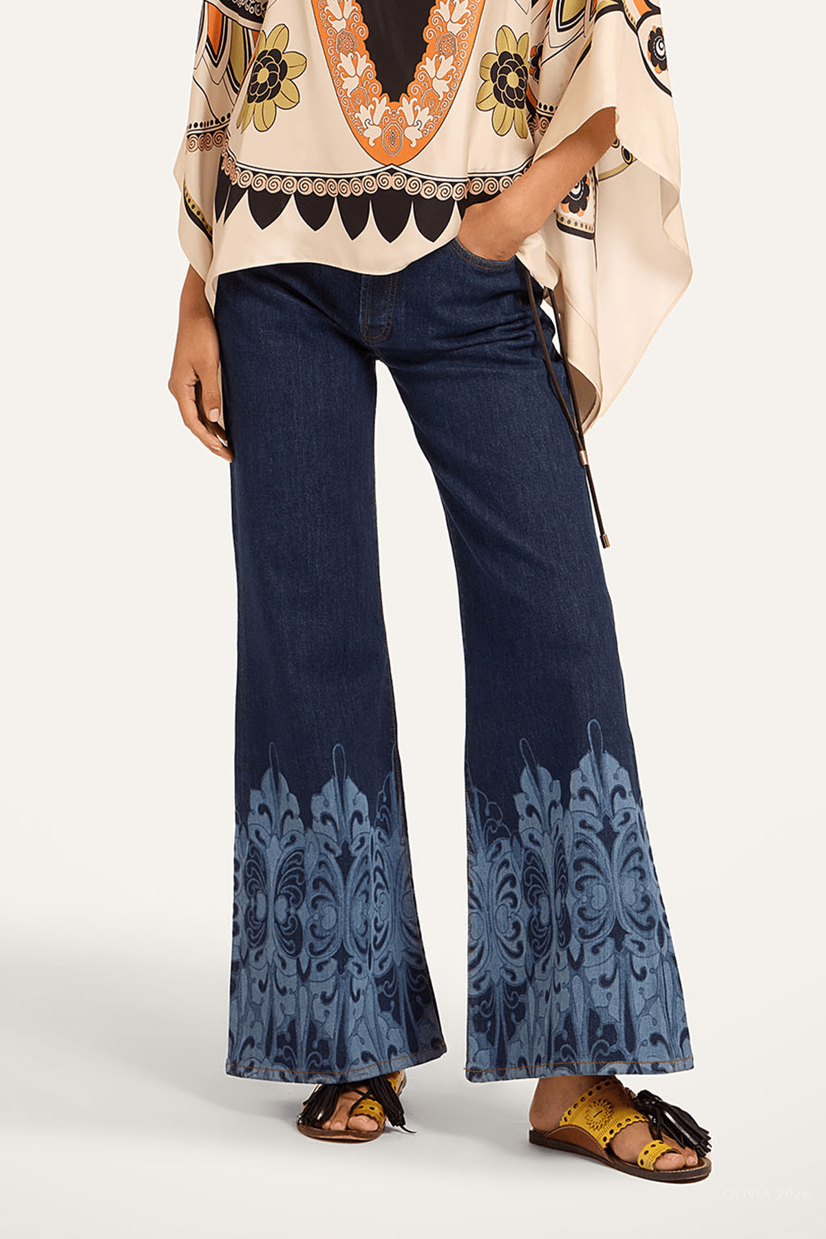 MNLADO051026012438246_2 La DoubleJ The Cropped Flare Jean in Cocoon Placée Indigo - Image 2