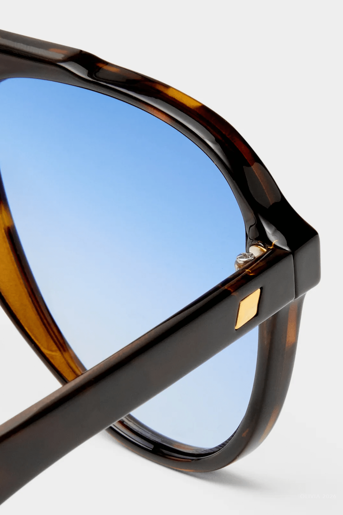 MNLESP041026050114325_3 Le Specs Tragic Magic Aviator Sunglasses - Image 3