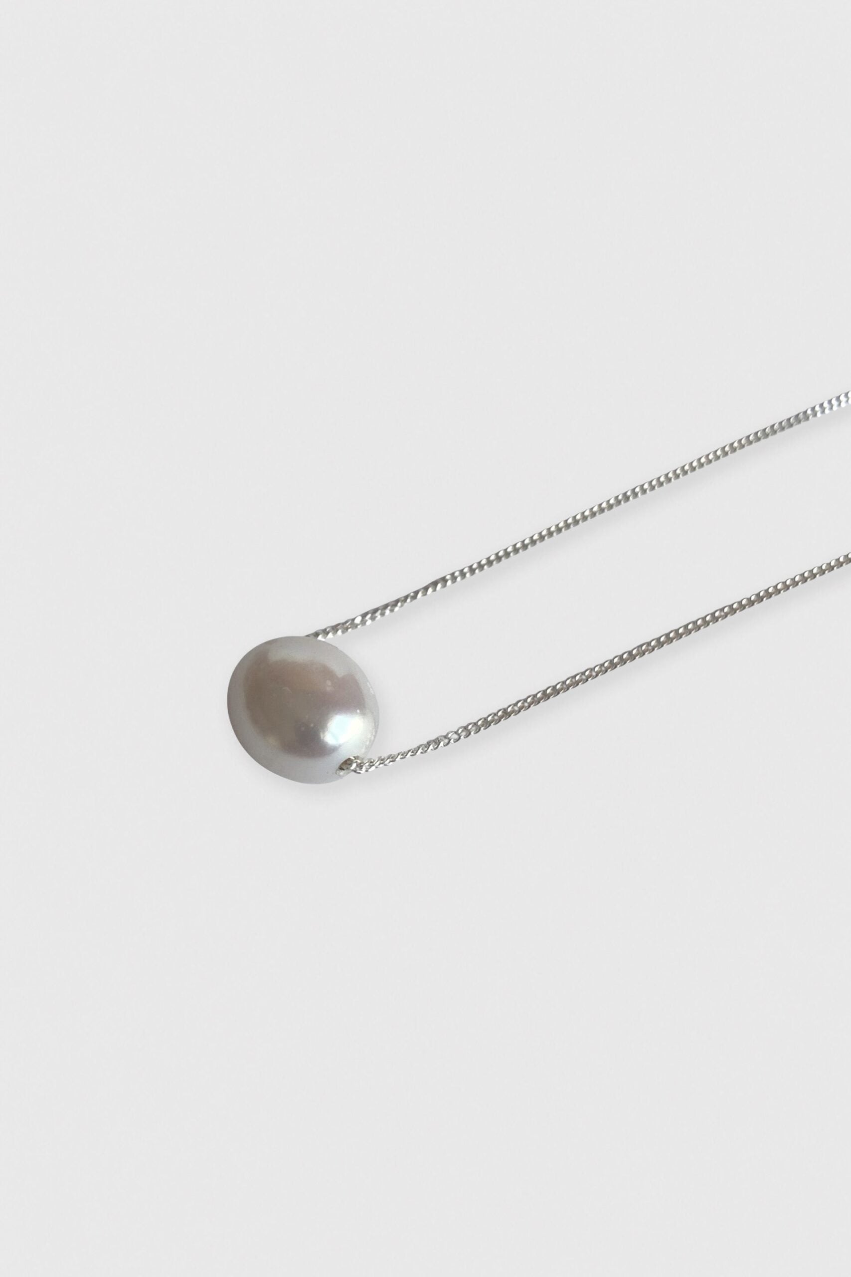 Lee Mathews Small Perlita Necklace - Image 3