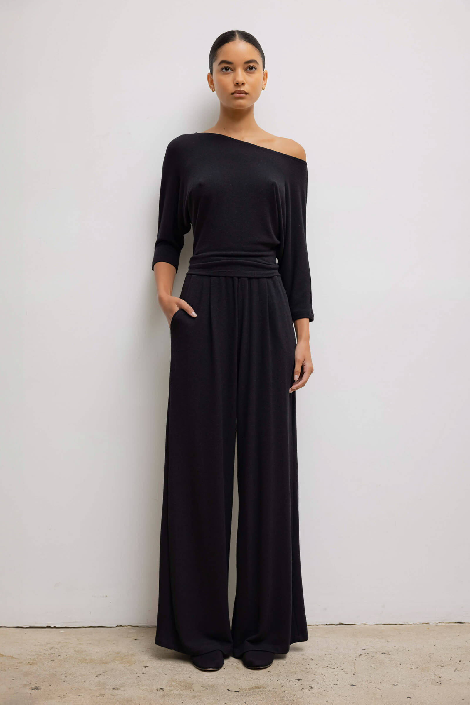LESET Lauren Pleated Pocket Pant - Image 1
