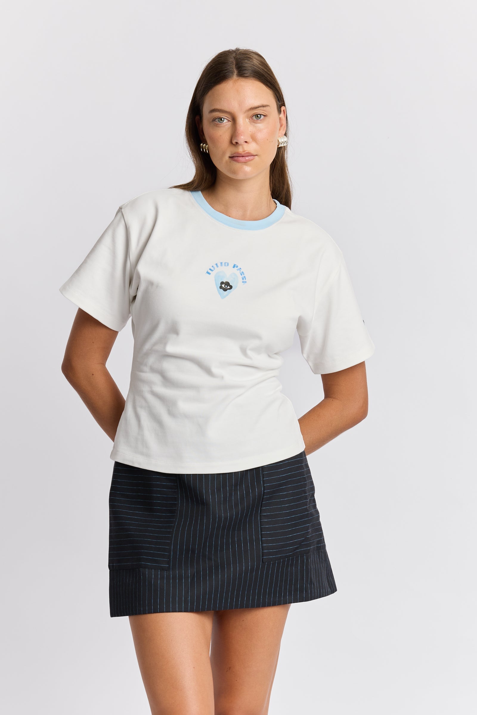 MNMAK131026080555021_2 Maku the Label Tutto Passa Fitted Tee - Image 2