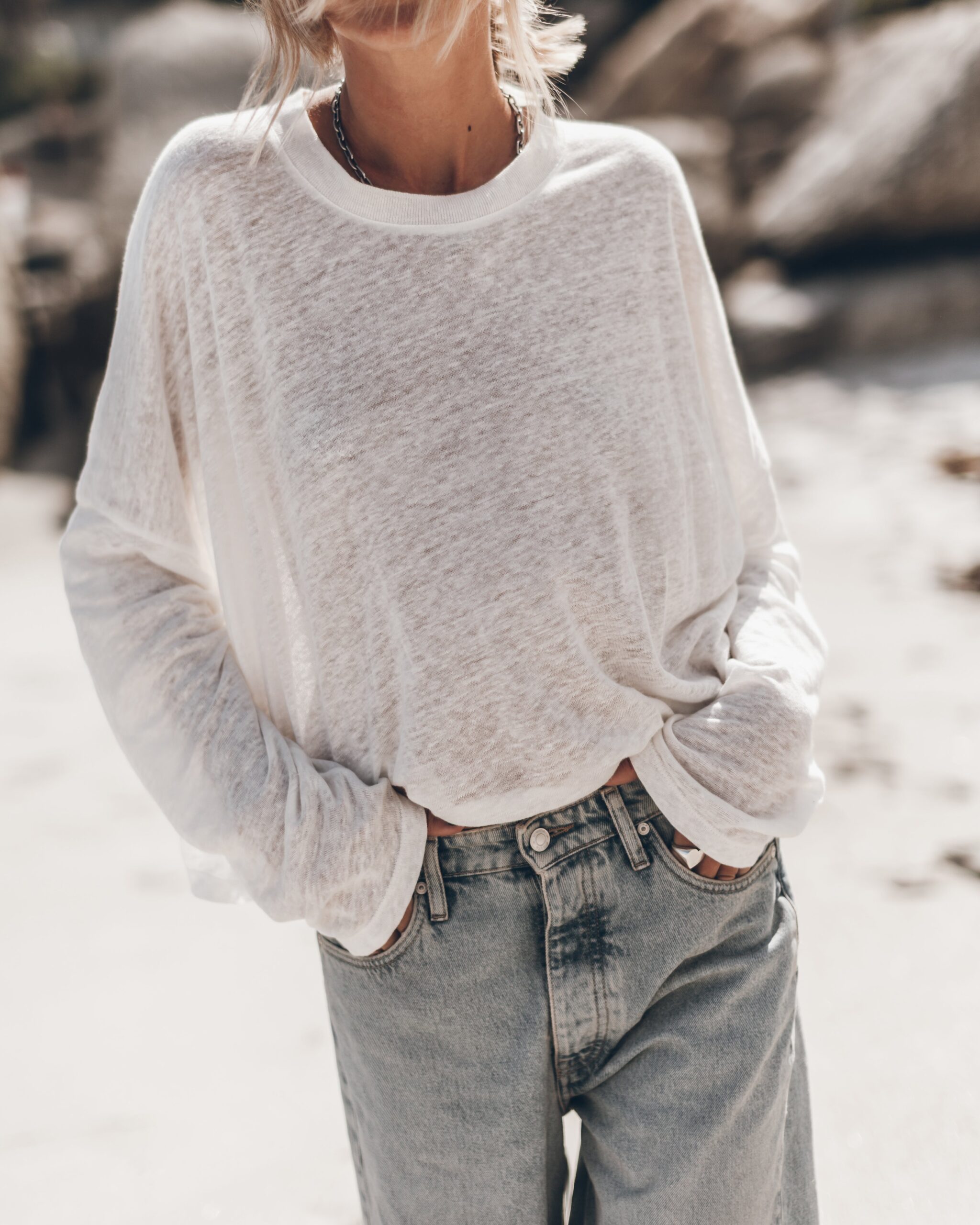 MIKUTA The White Loose Linen Longsleeve - Image 1