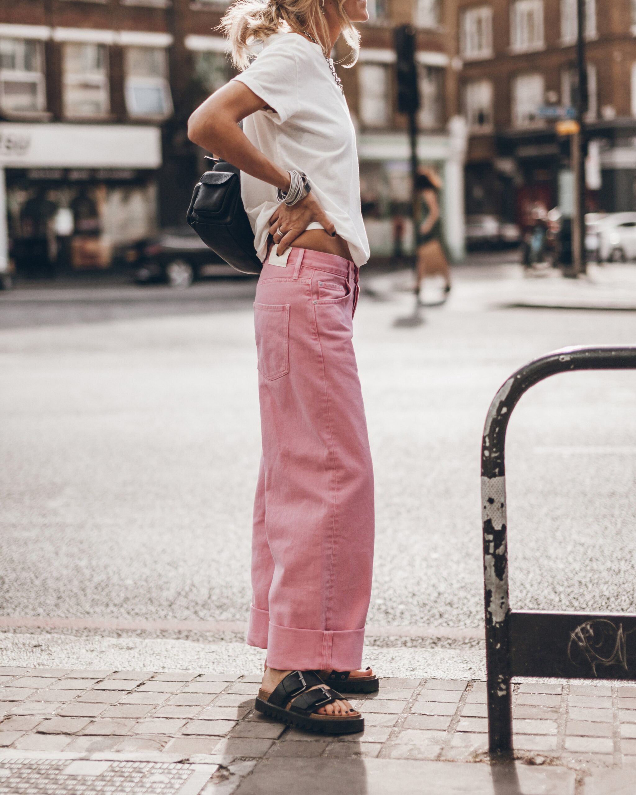 MIKUTA The Pink Baggy Jeans - Image 3
