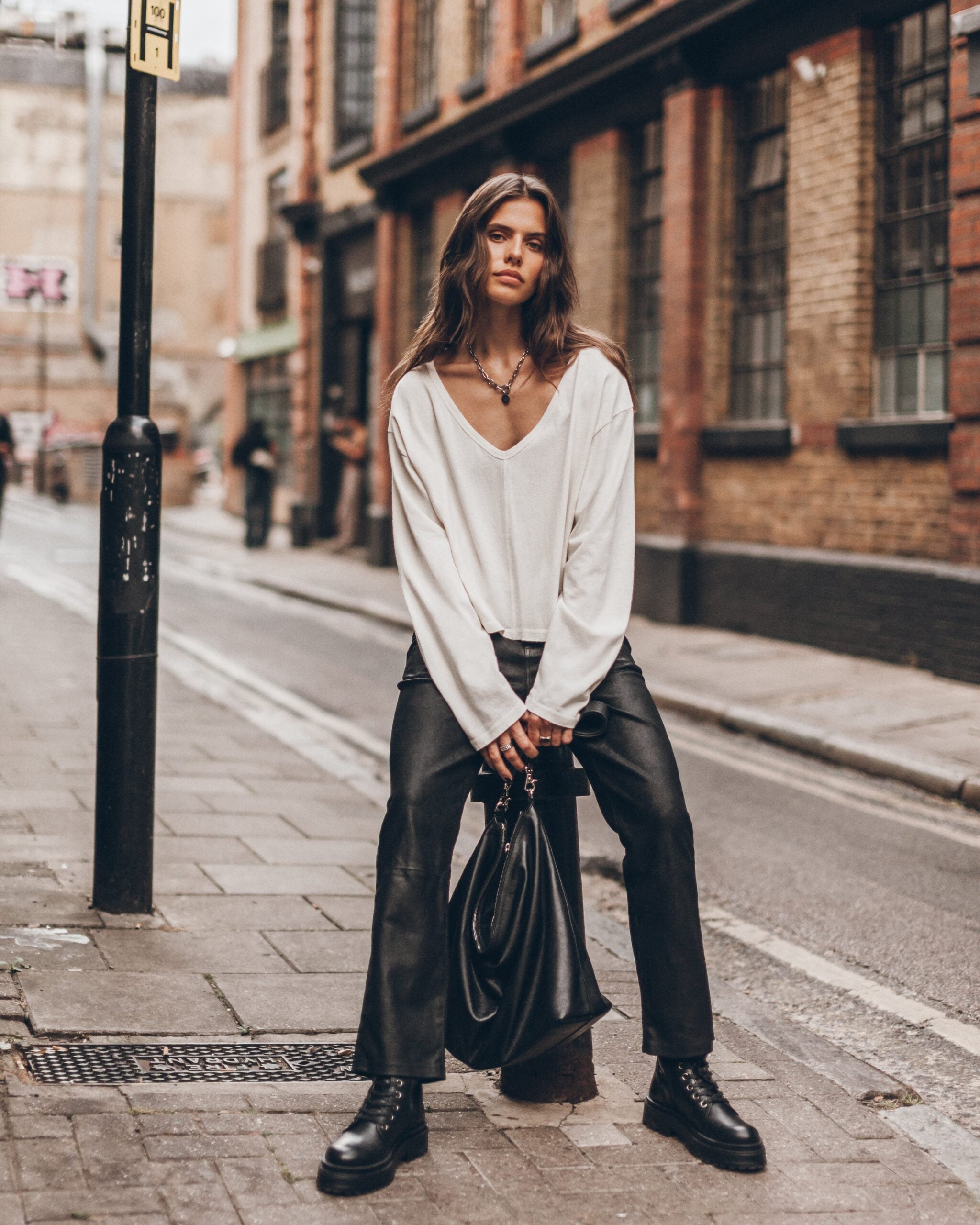 MIKUTA The Off White V-Neck Longsleeve - Image 3
