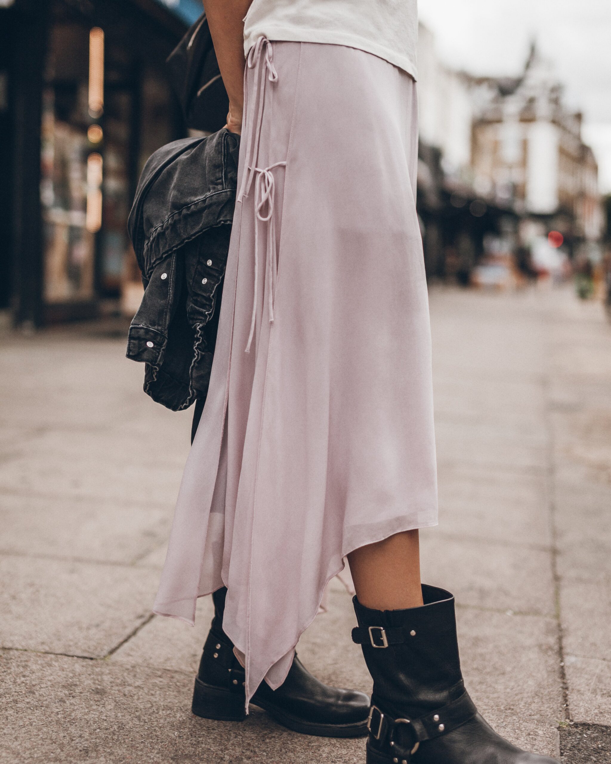 MIKUTA The Light Pink Chiffon Skirt - Image 1