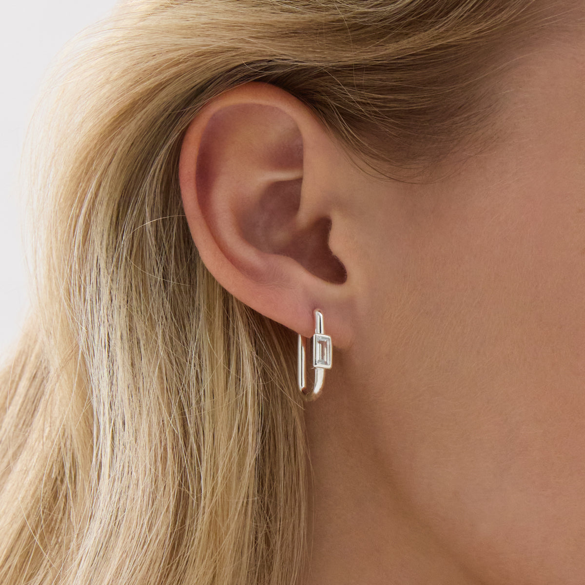 MNNAJ041026042238711_2 NAJO Skye Cubic Zirconia Earrings - Image 2