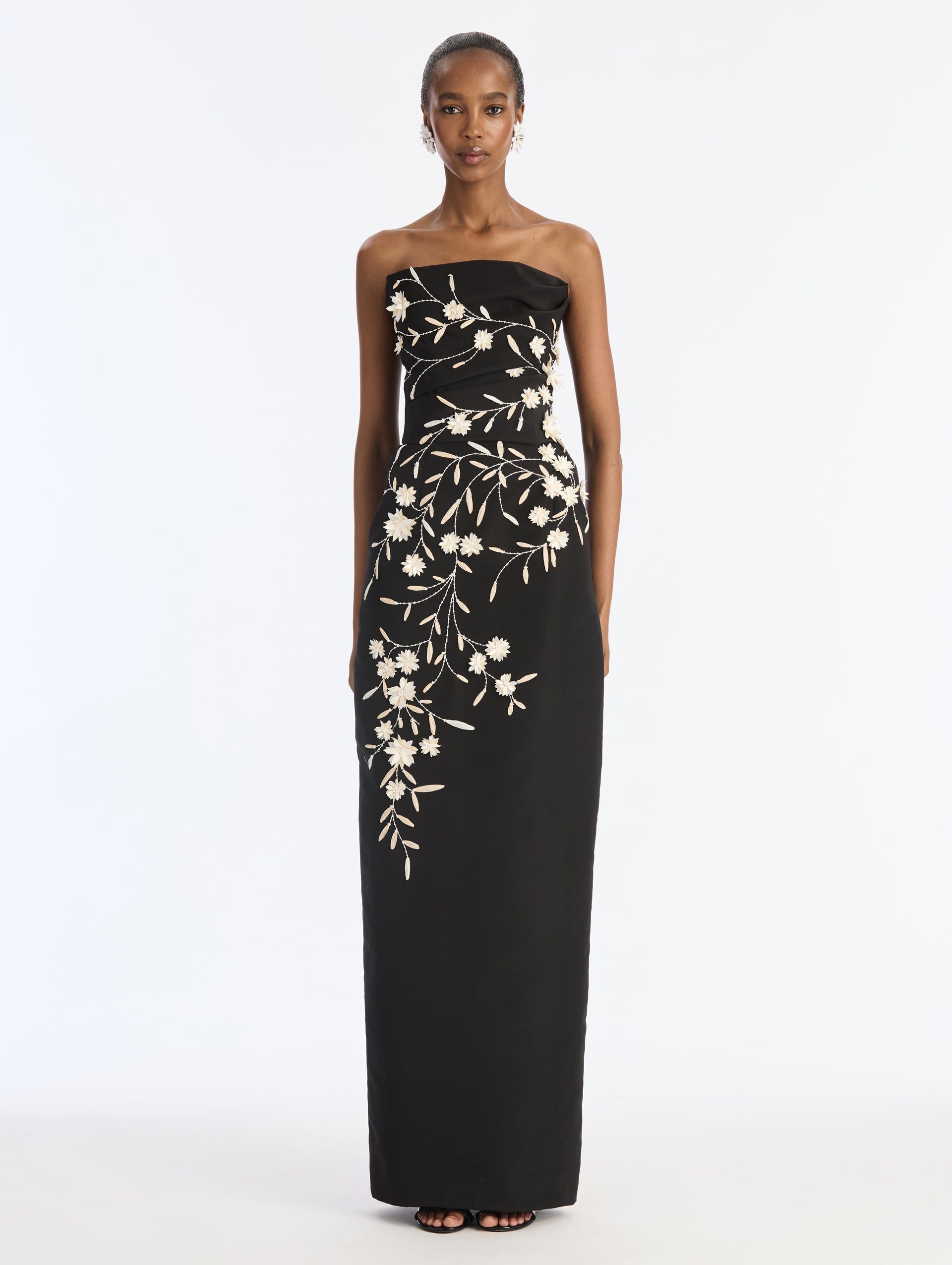 Oscar de la Renta Raffia And Feather Edelweiss Embroidered Gown - Image 1