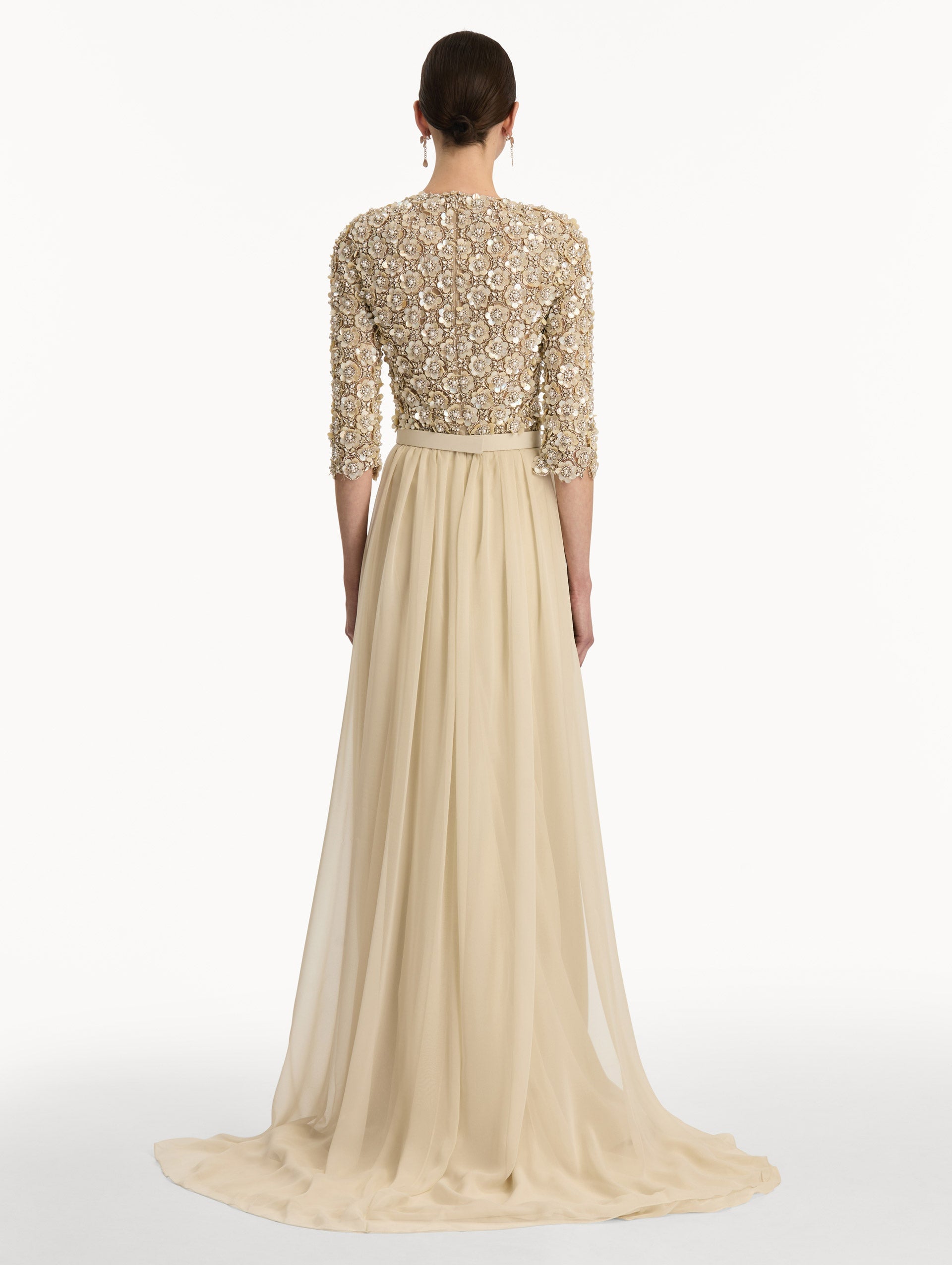 MNODR041026042615774_3 Oscar de la Renta Mother of Pearl Embroidered Gown - Image 3
