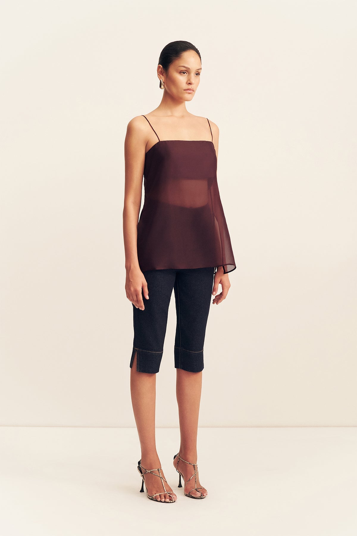 MNSJ051026010130008_3 Shona Joy Rue Stretch Capri Jean - Image 3