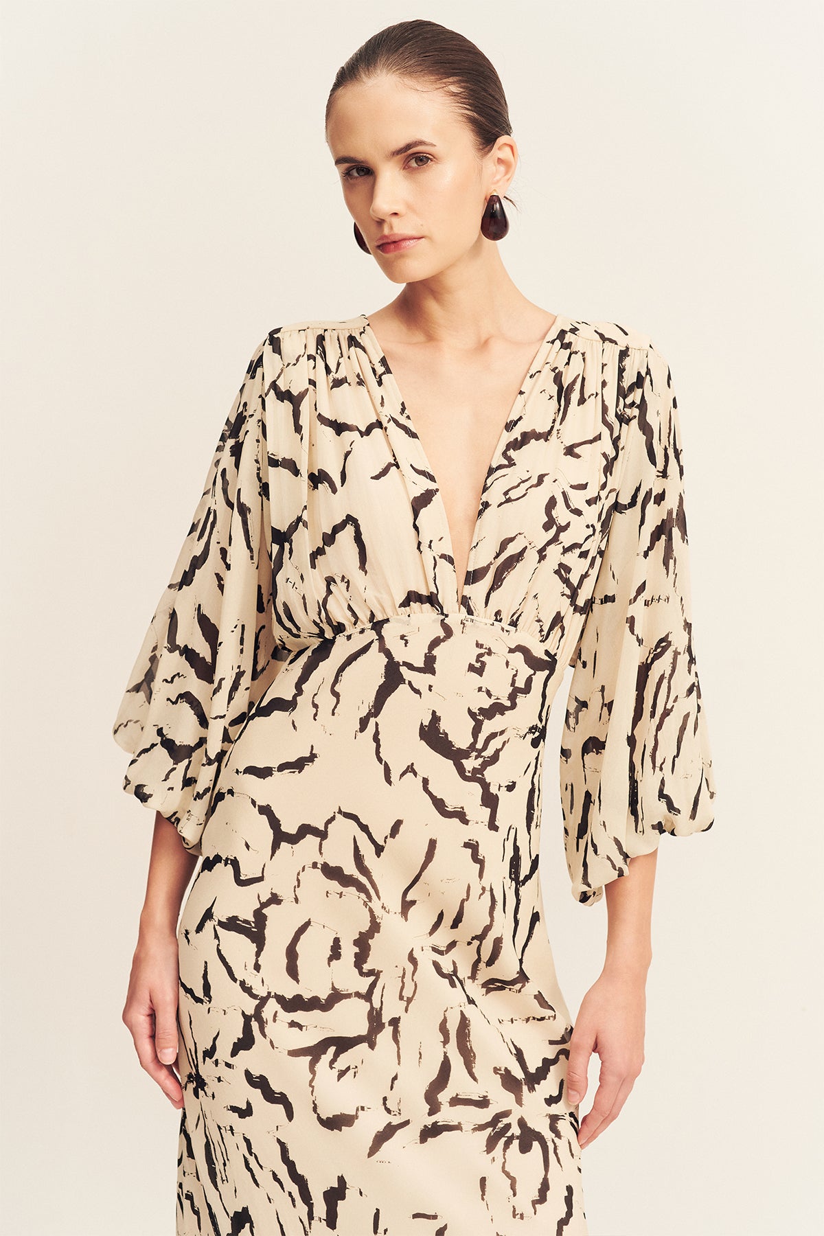 Shona Joy Rea Plunge Balloon Sleeve Maxi Dress - Image 2