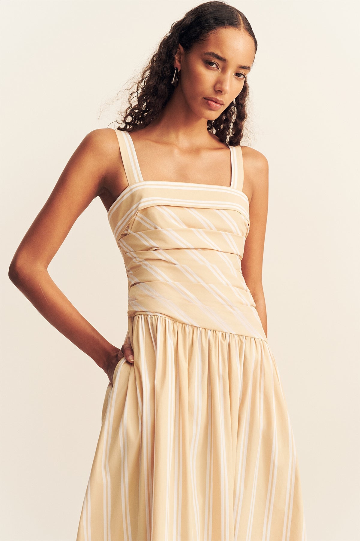 MNSJ051026010130032_2 Shona Joy Omri Cotton Square Neck Maxi Dress - Image 2