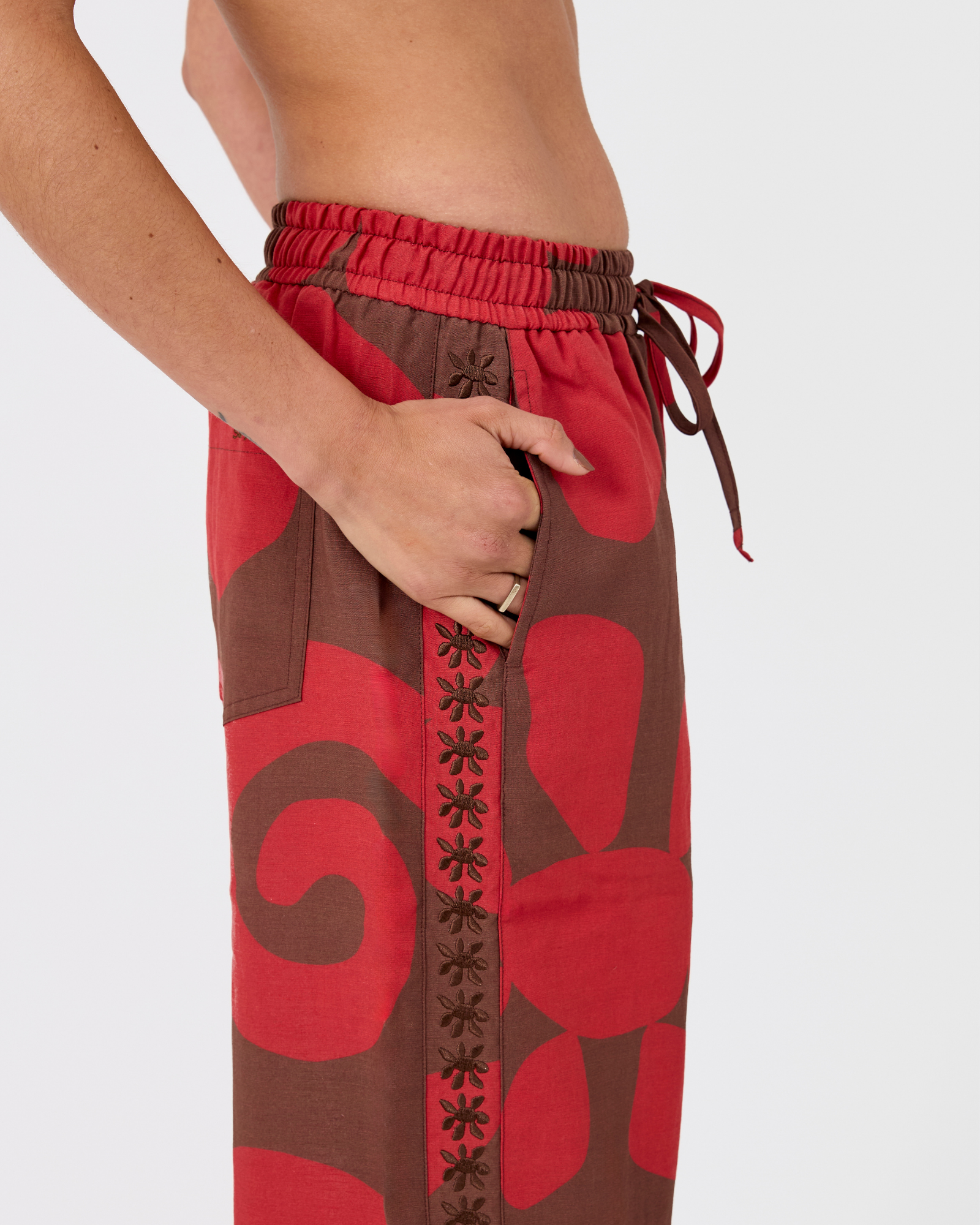 MNSRI051026021618007_3 Sun Rituals Calvi Pants - Image 3