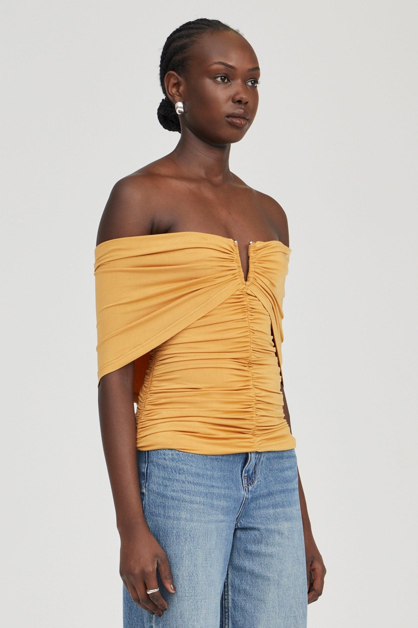 MNTFM051026020904004_2 Third Form Withheld Off Shoulder Top | Nectar - Image 2