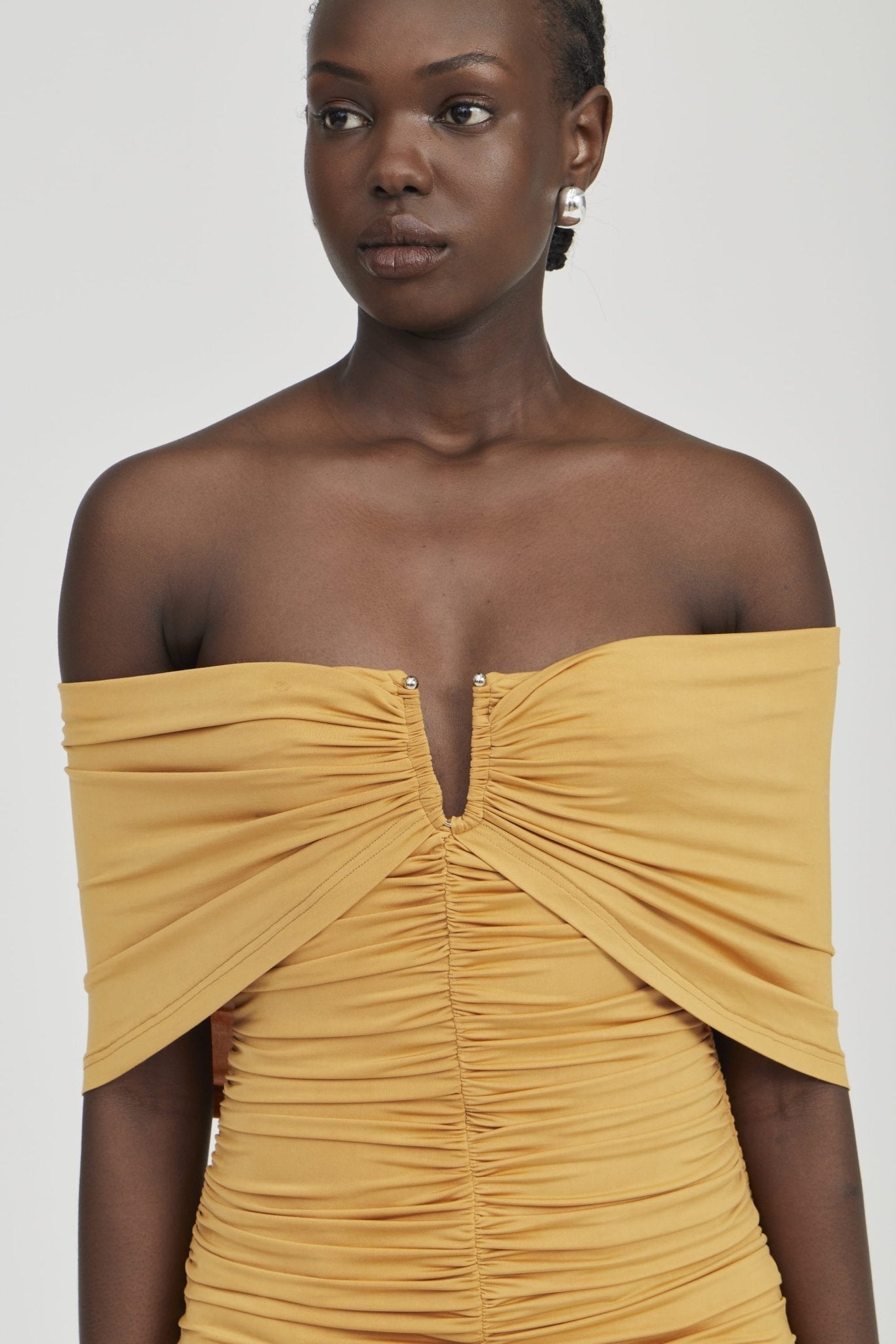 MNTFM051026020904004_3 Third Form Withheld Off Shoulder Top | Nectar - Image 3