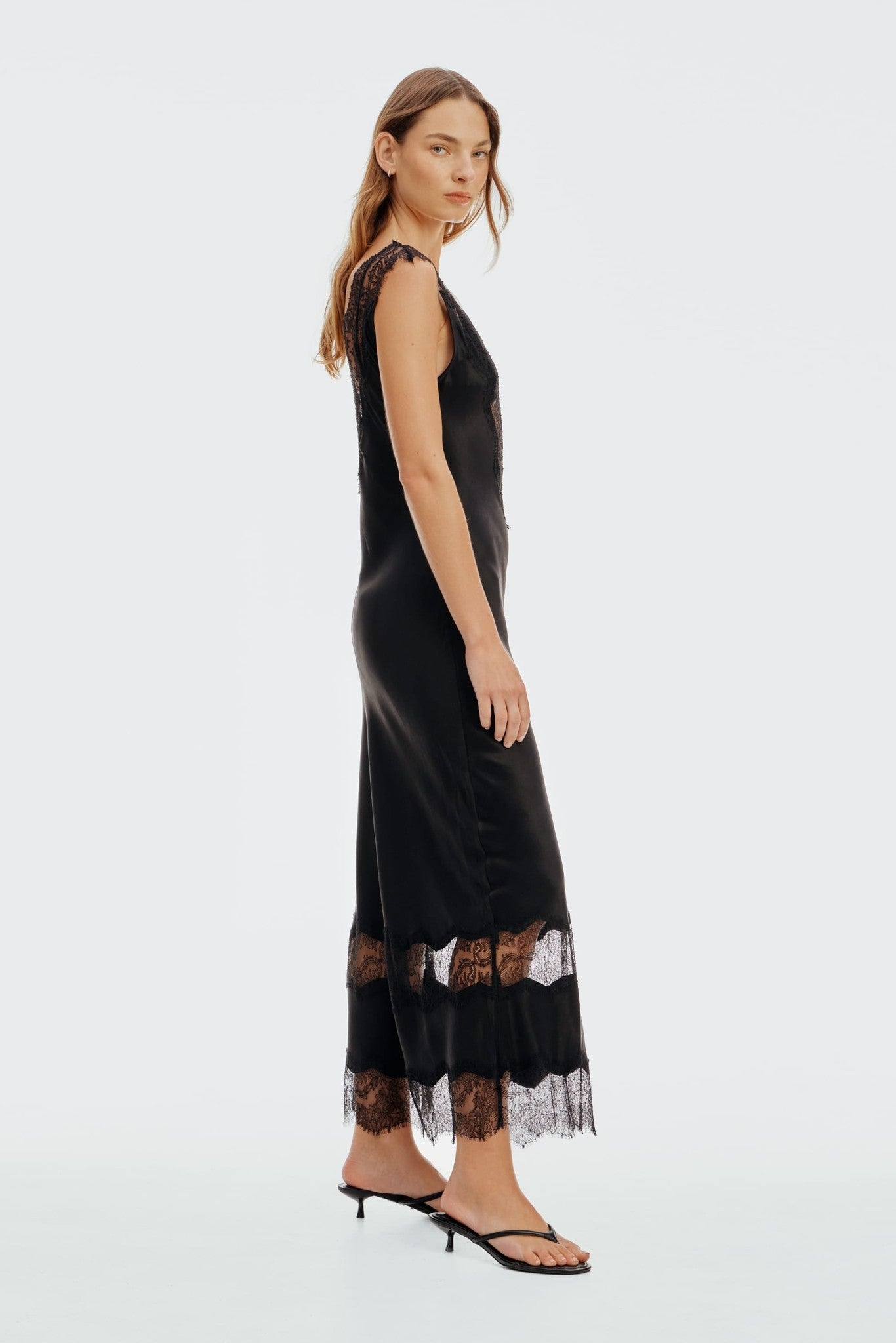 MNTFM051026020904014_3 Third Form Visions Lace Peer In Maxi | Ebony - Image 3