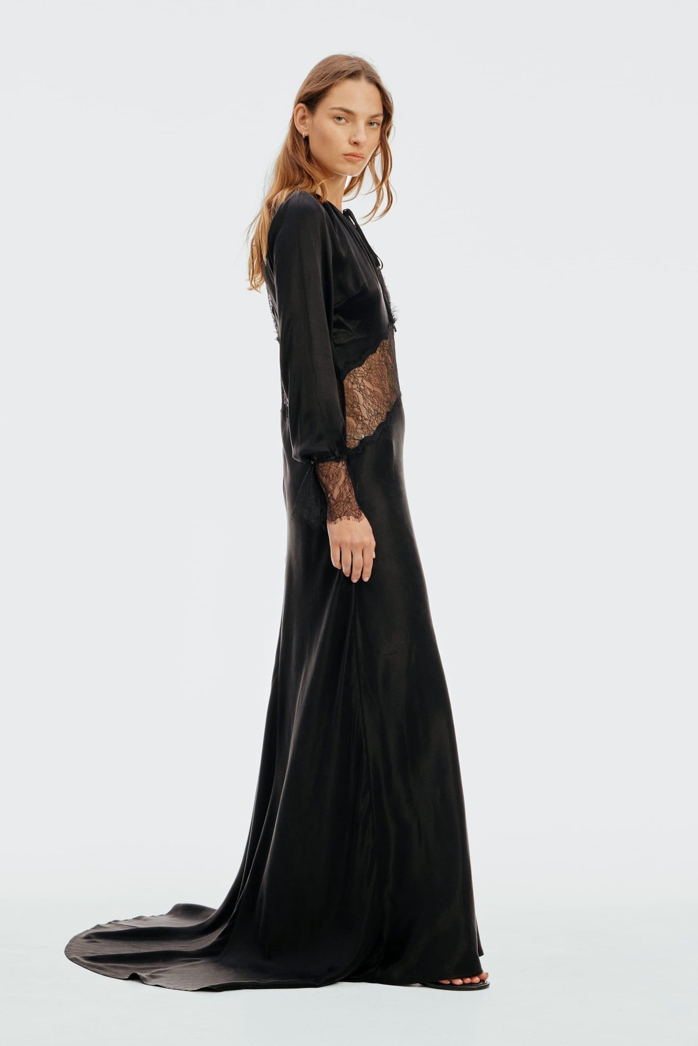 MNTFM051026020904020_2 Third Form Visions Lace Long Sleeve Gown | Ebony - Image 2