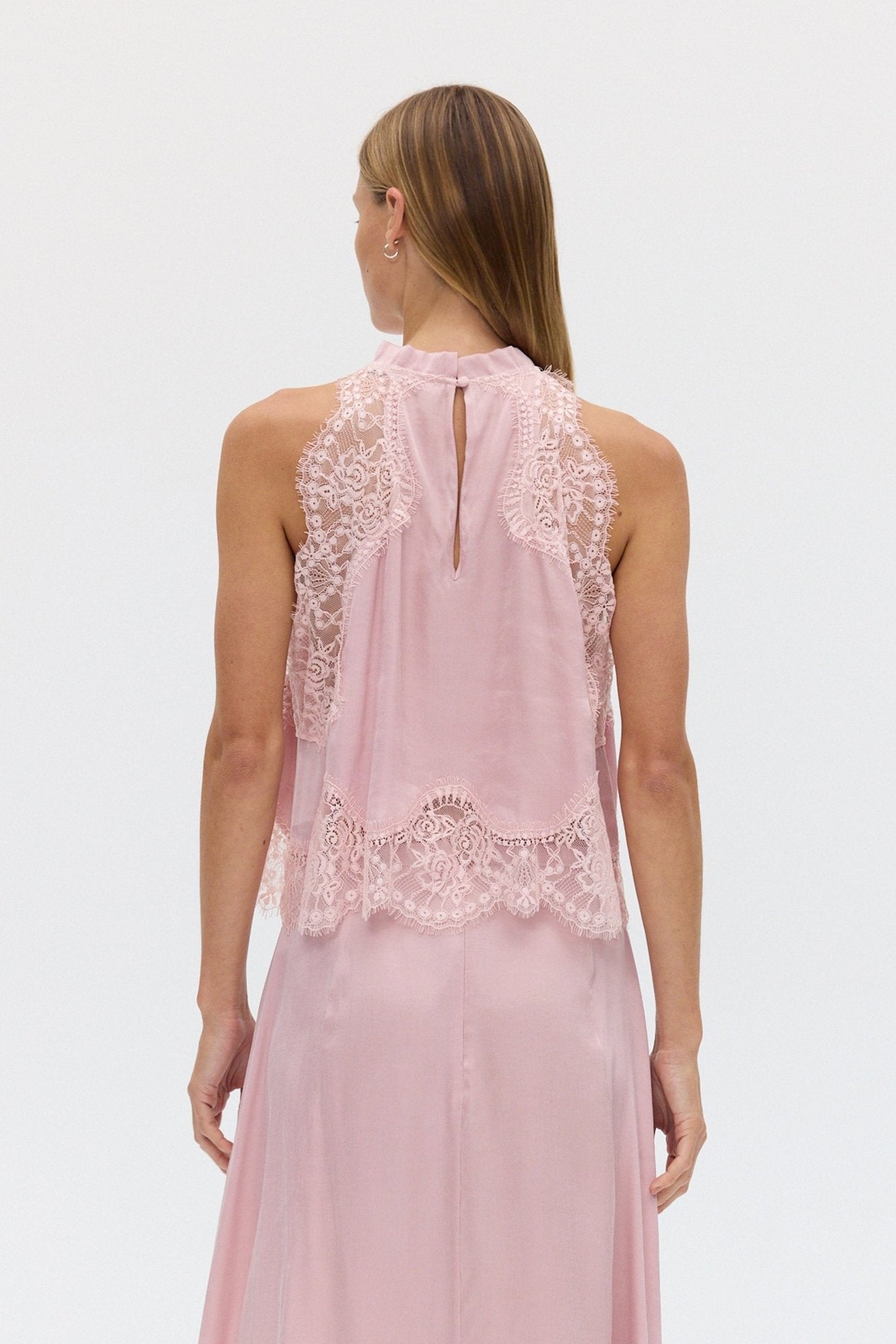 MNTFM051026020904028_2 Third Form Visions Lace Top | Rosé - Image 2
