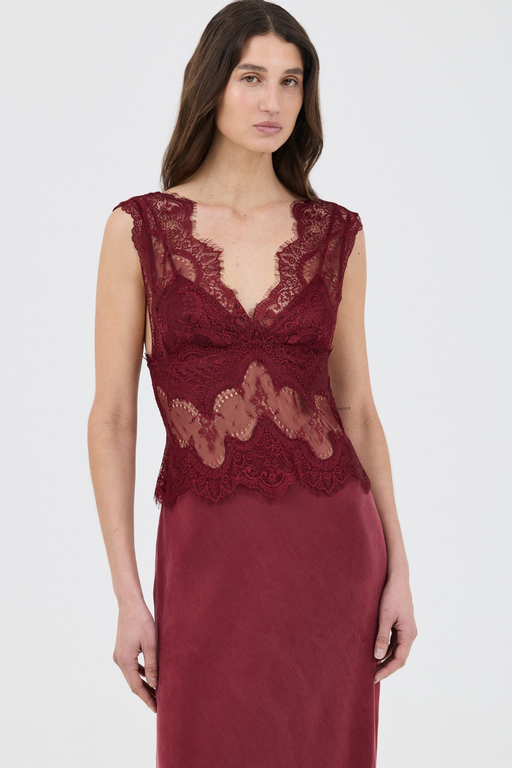 MNTFM051026020904062_3 Third Form Visions Lace Floor Length Dress | Wine - Image 3