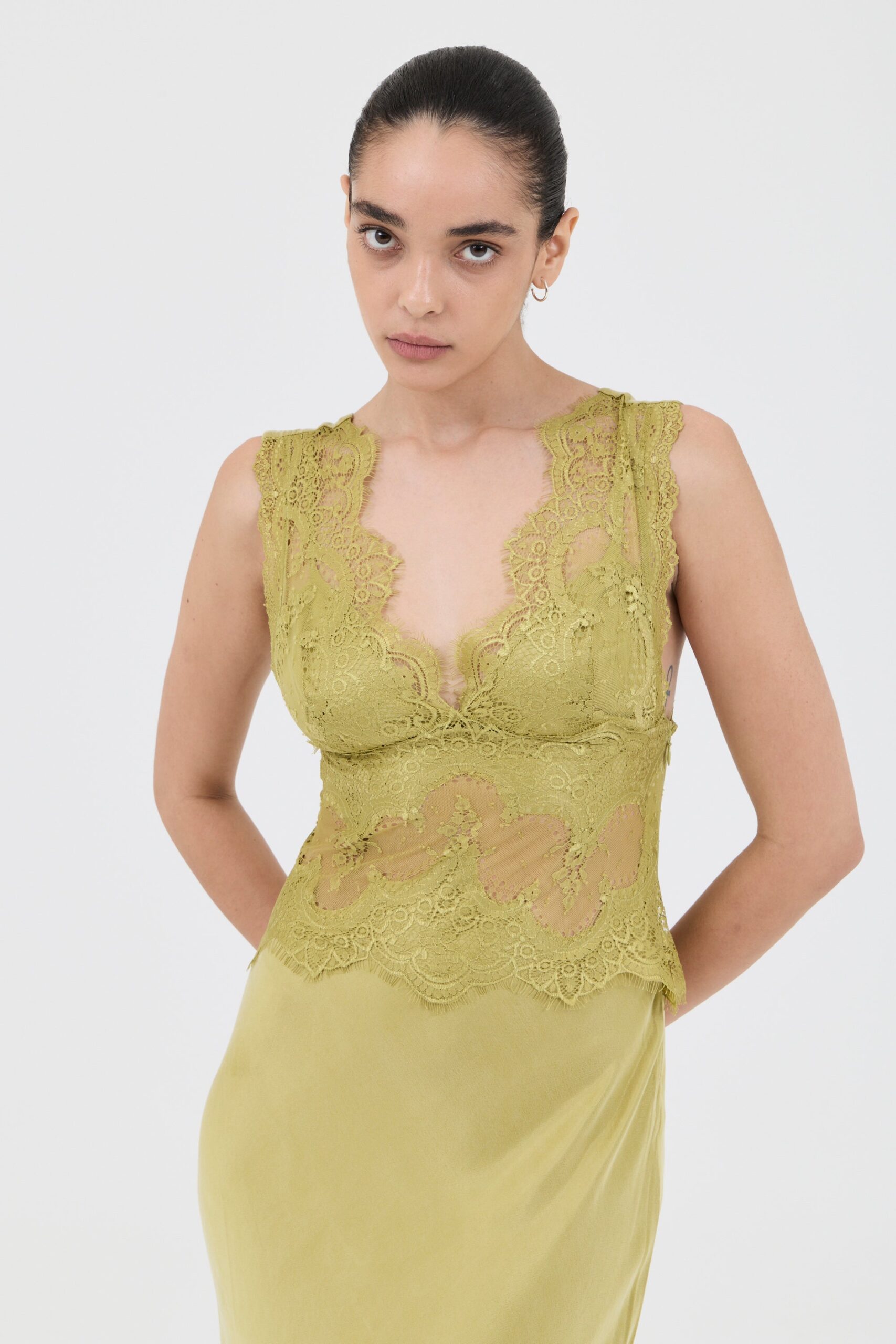 MNTFM051026020904067_3 Third Form Visions Lace Floor Length Dress | Olive - Image 3