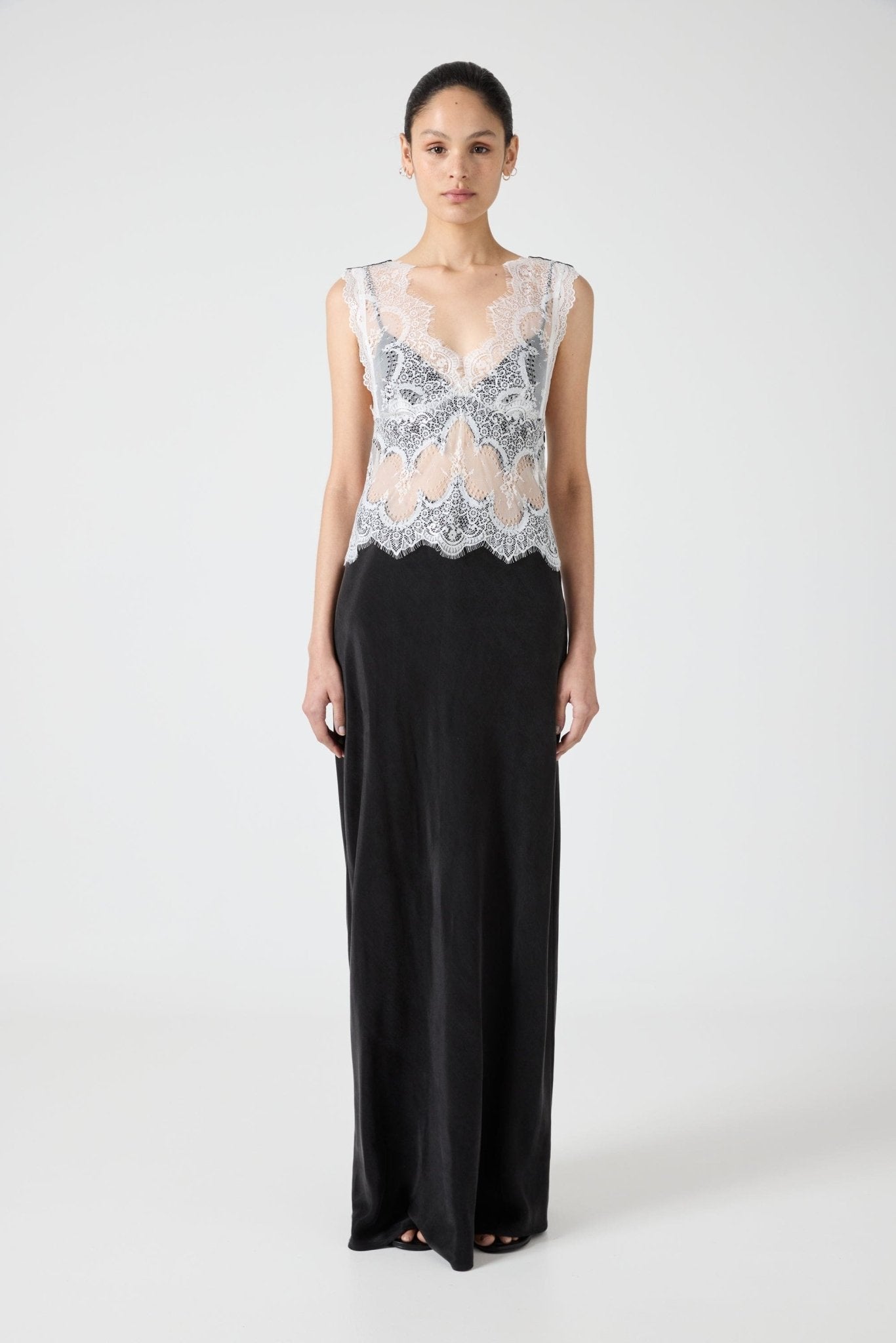 MNTFM051026020904074_3 Third Form Visions Lace Floor Length Dress | Black & White - Image 3