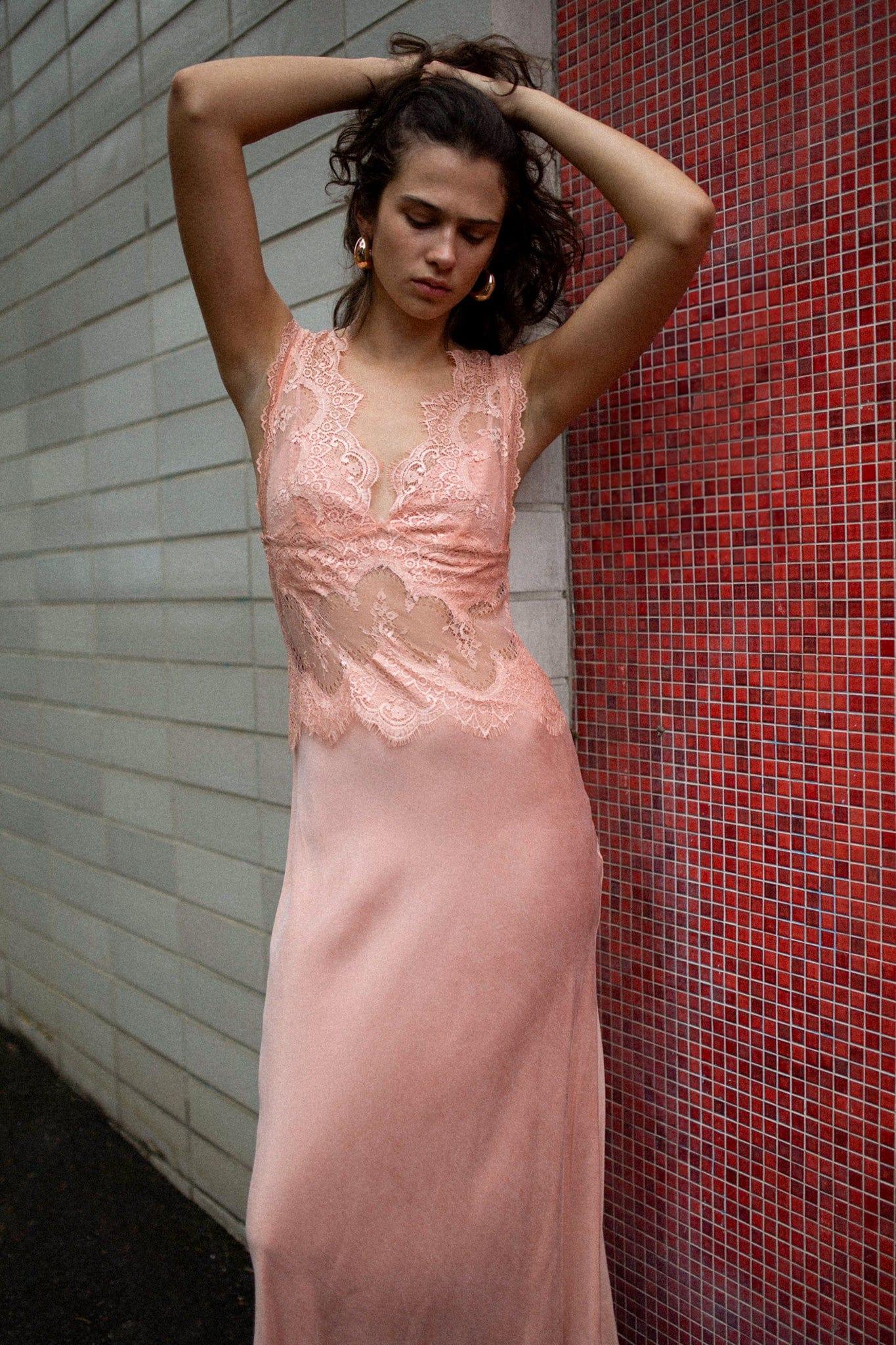 MNTFM051026020904083_2 Third Form Visions Lace Deep V Maxi Dress | Coral - Image 2